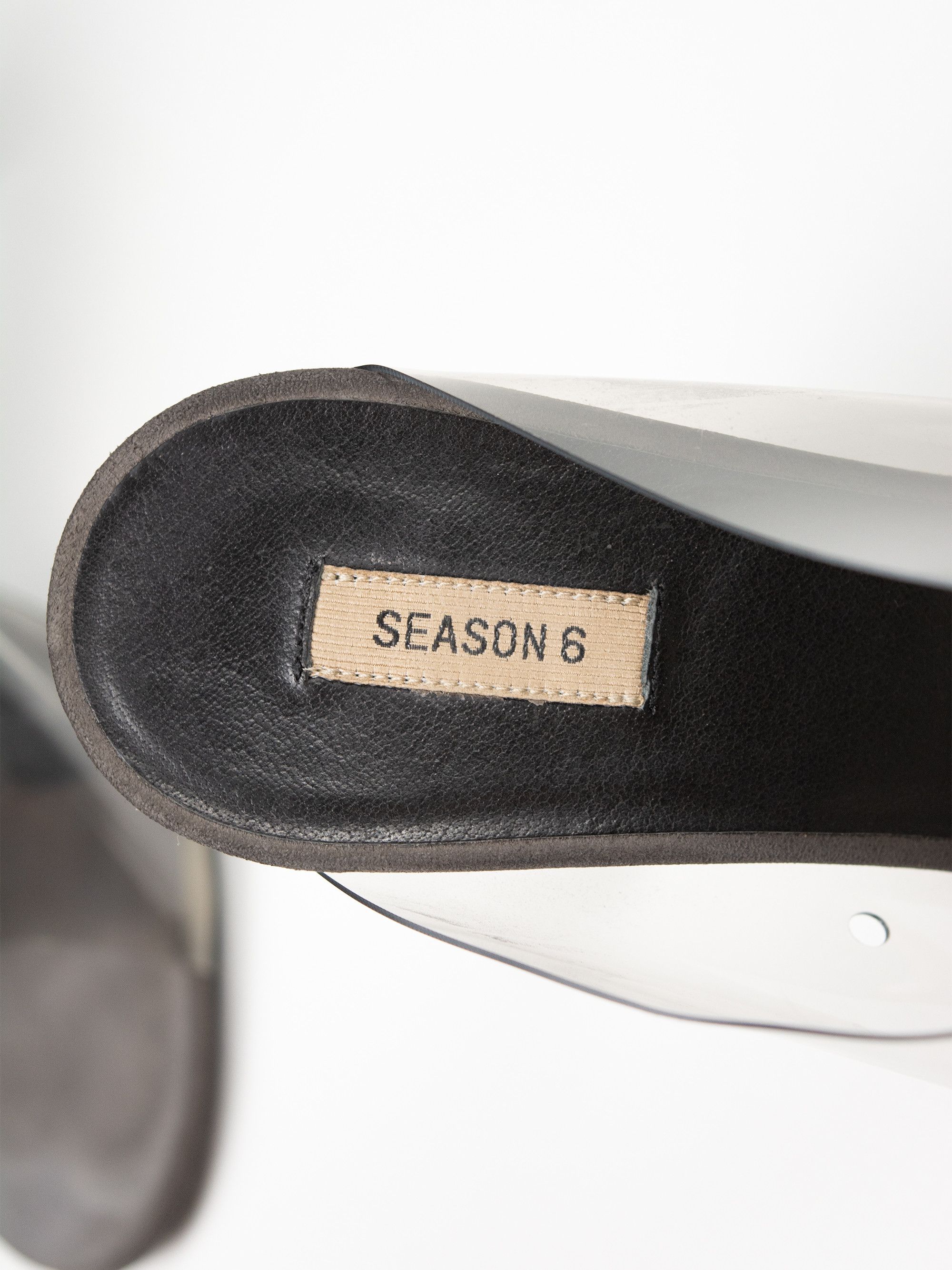 Yeezy YEEZY Season 6 (2018) - PVC Mules (Smoke) - size 37 Size US 7 / IT 37 - 8 Thumbnail