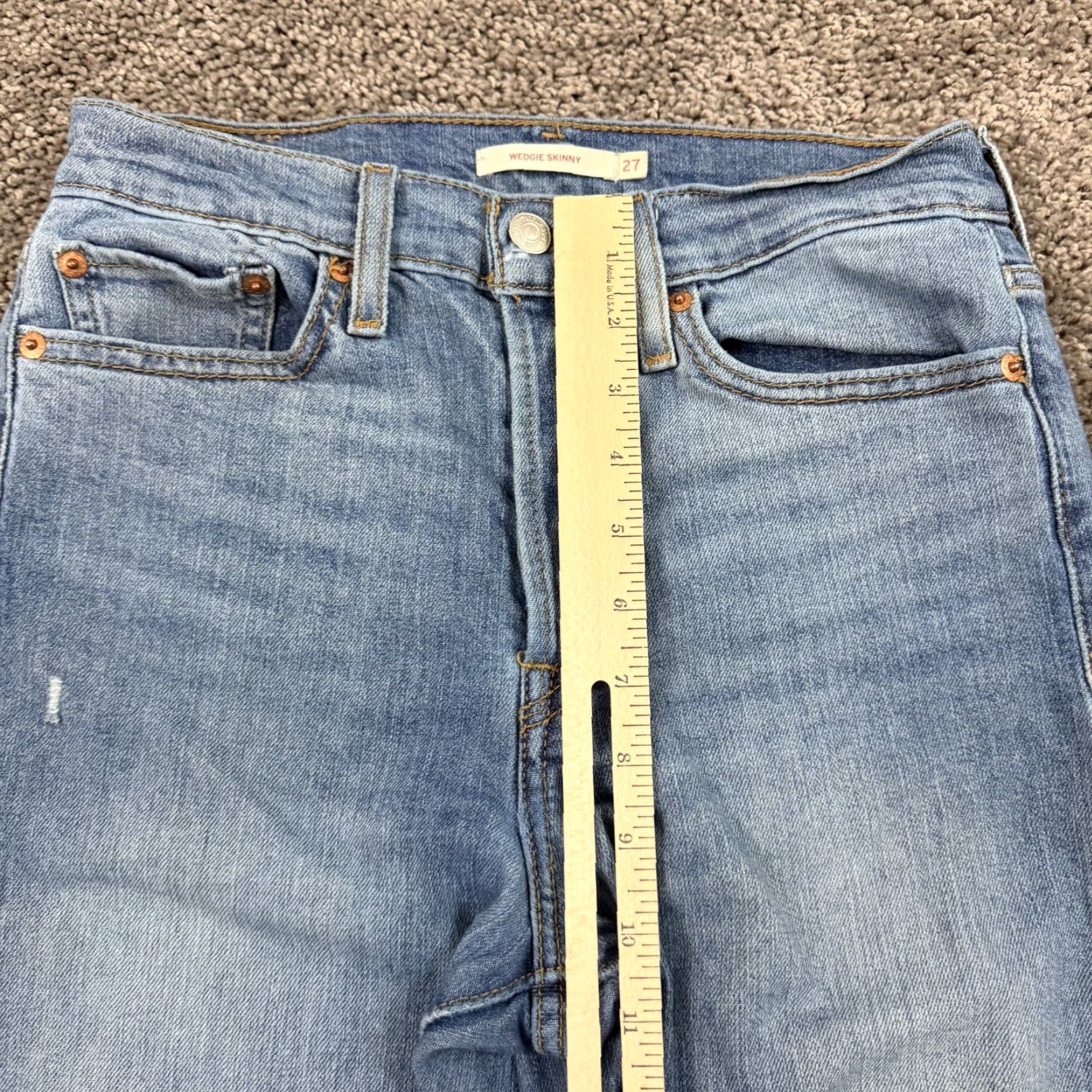 Levi's Levi's Wedgie Skinny High Rise Jeans Women 27 25x27 Blue Denim Distressed Stretch Button Fly Regular 27in Inseam Size 25" / US 0 / IT 36 - 4 Thumbnail