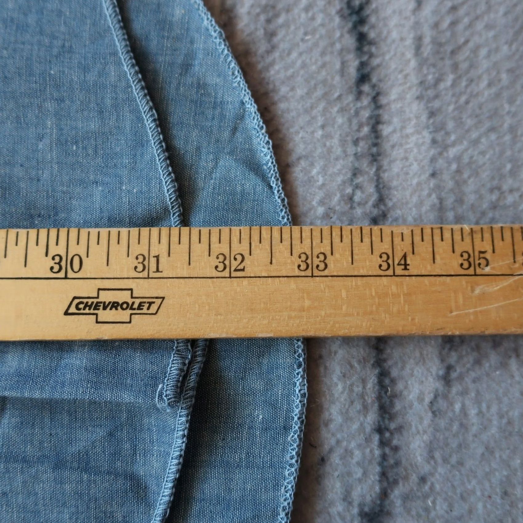 Dickies VINTAGE Dickies Chambray Work Shirt Mens 60s Size 15 Blue Button-Up Size US M / EU 48-50 / 2 - 7 Thumbnail