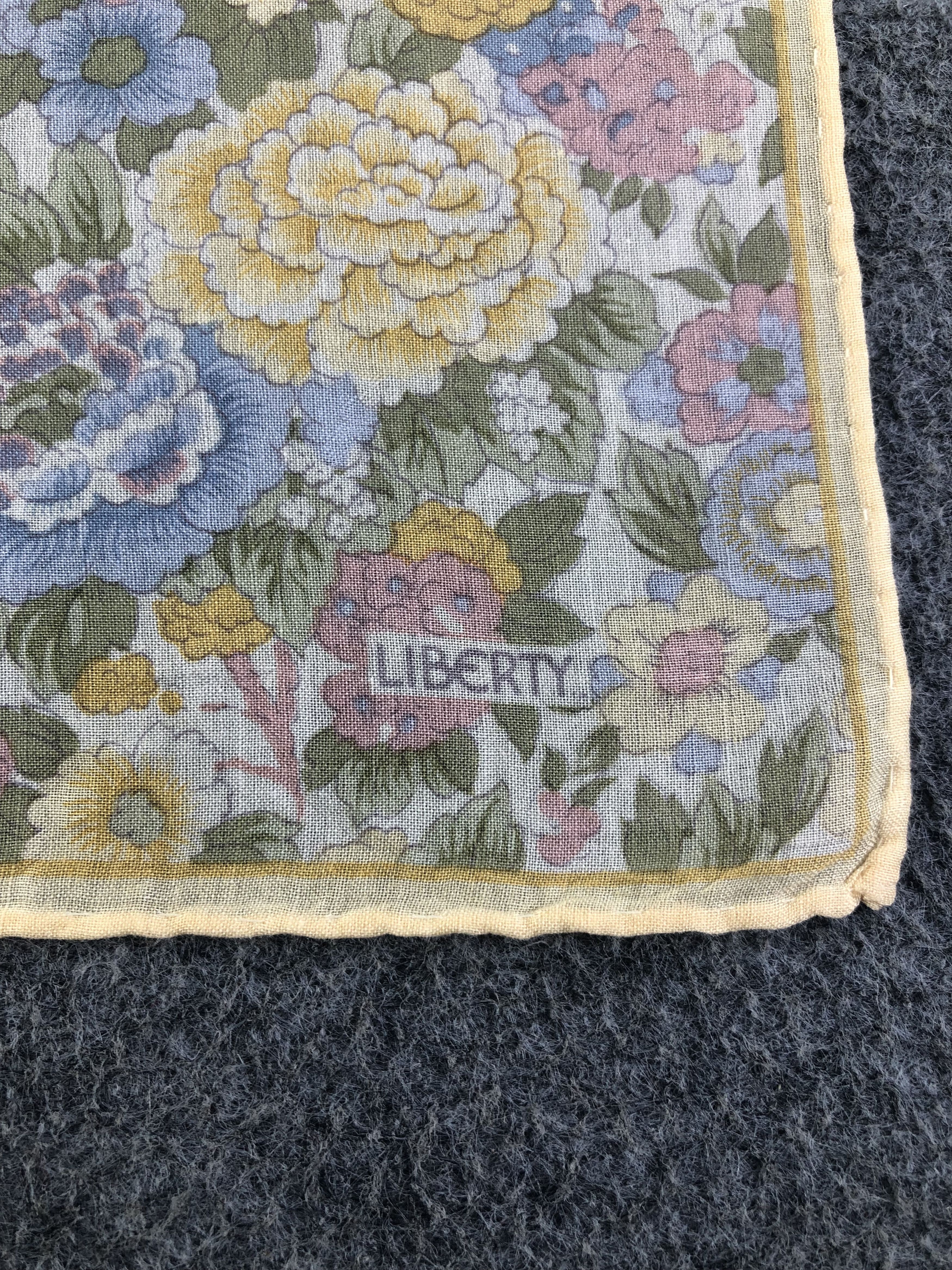 Liberty × Vintage Liberty Handkerchief / Bandana / Neckerchief Size ONE SIZE - 5 Thumbnail