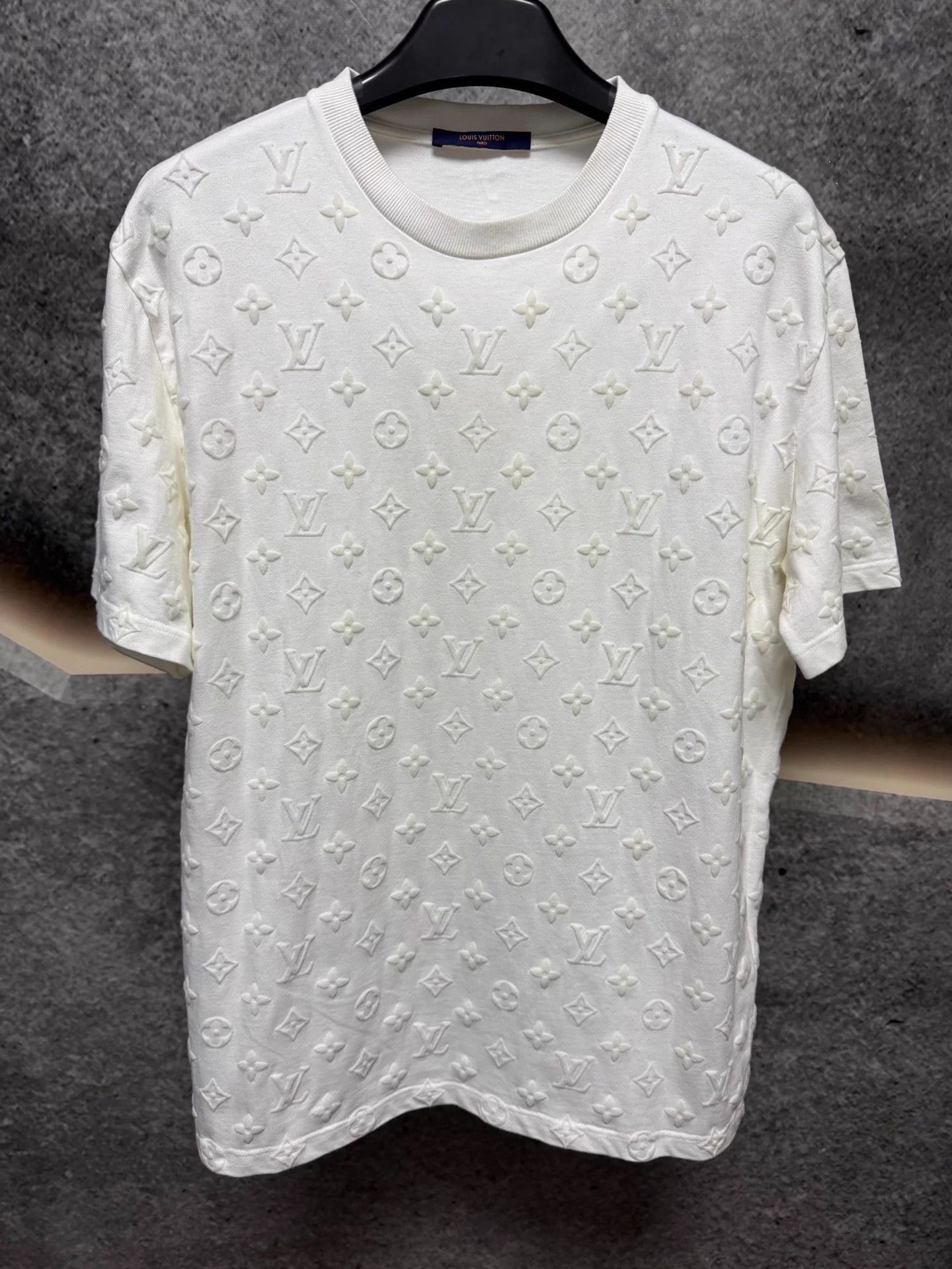 LV white flocked monogram short sleeve T-shirt XL