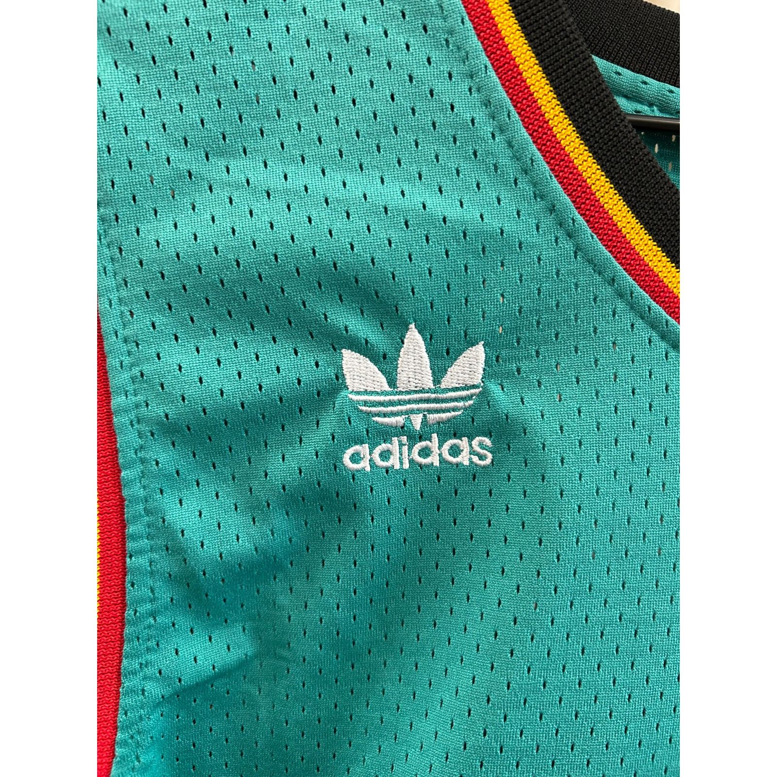 Adidas Adidas Hardwood Classics Detroit Pistons Hill #33 Jersey XL Size US XL / EU 56 / 4 - 5 Thumbnail