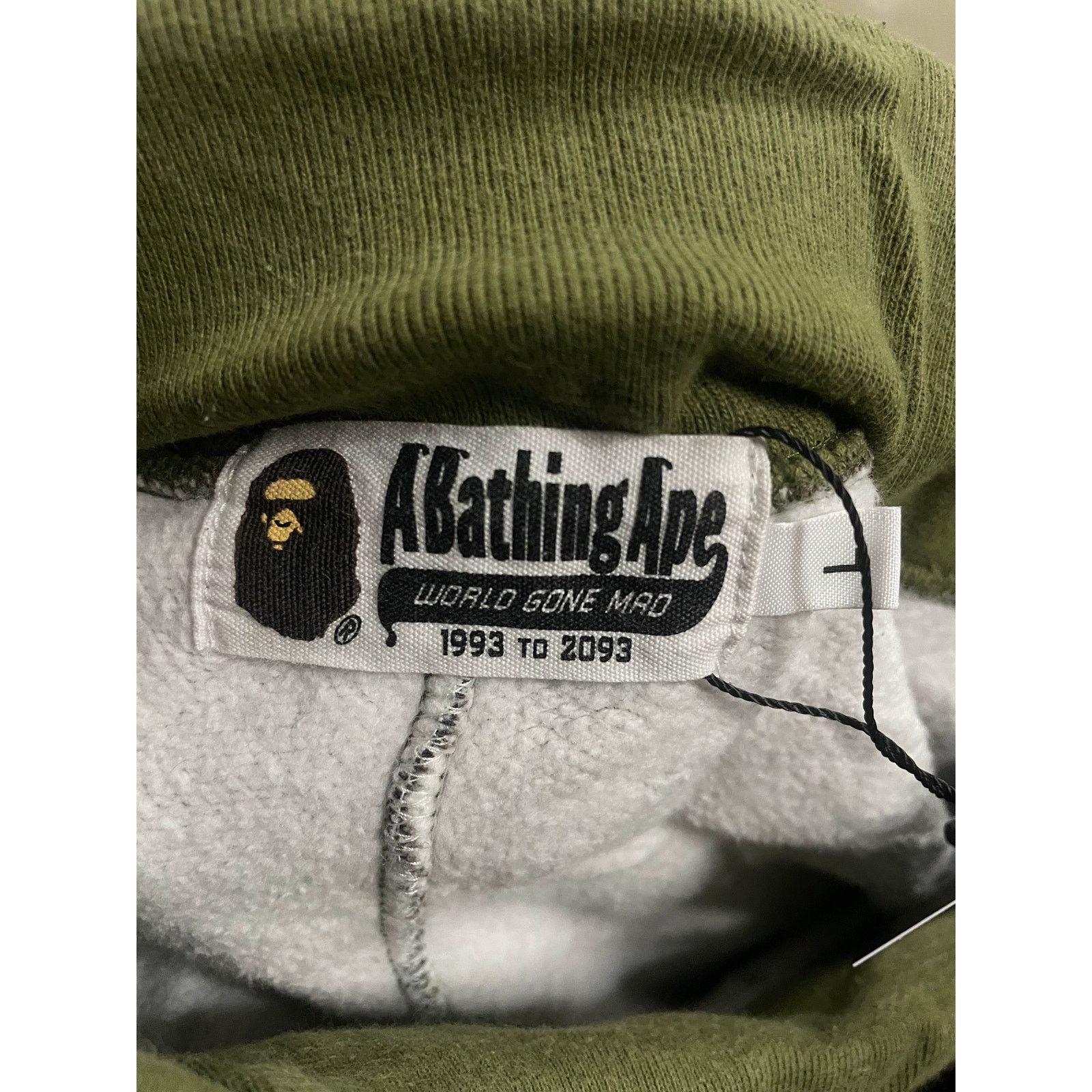 Bape Bape Camo Sweats Used Large Size US 36 / EU 52 - 2 Thumbnail