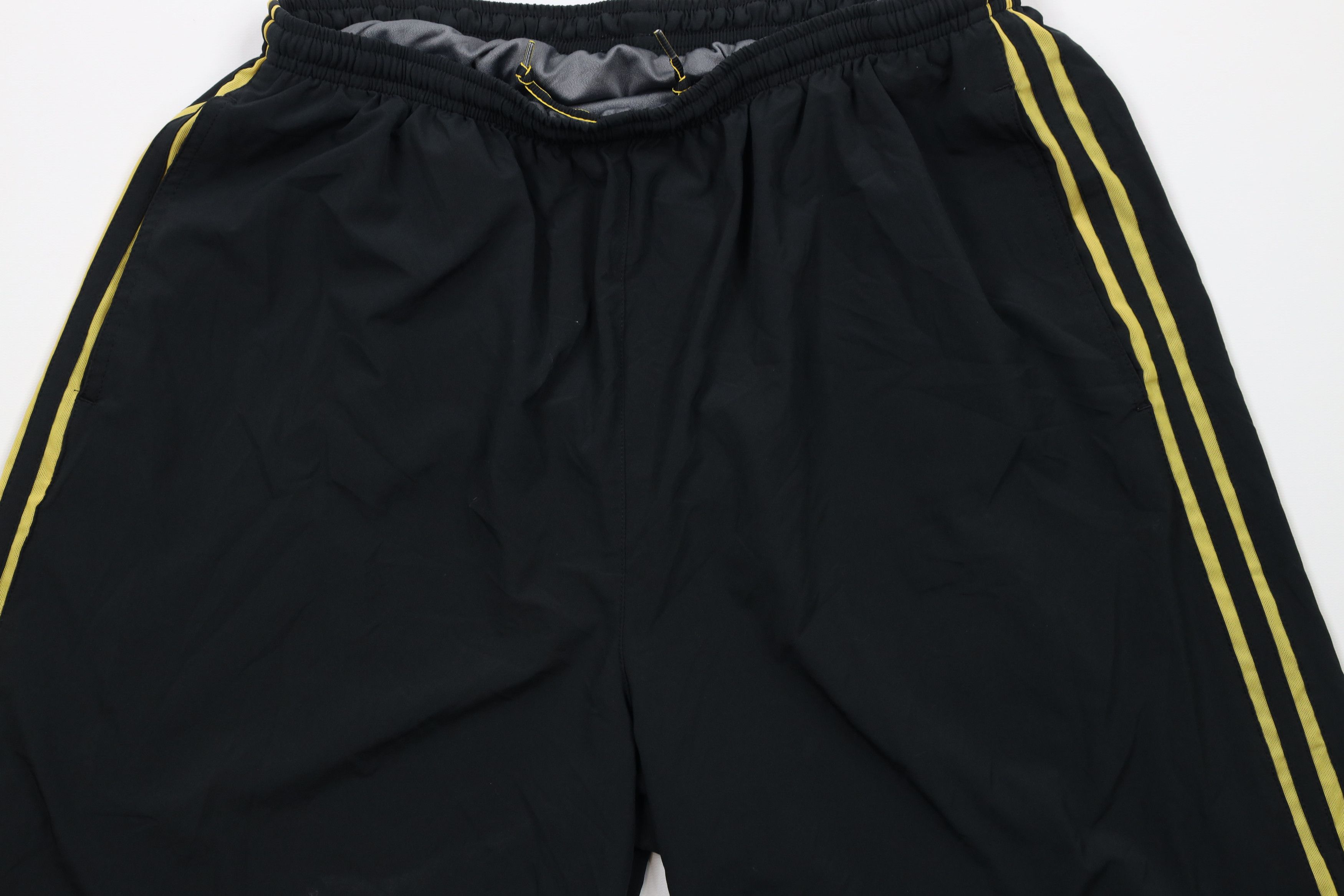 Nike × Vintage Vintage Nike Livestrong Mini Swoosh Striped Lined Shorts Size US 36 / EU 52 - 3 Thumbnail