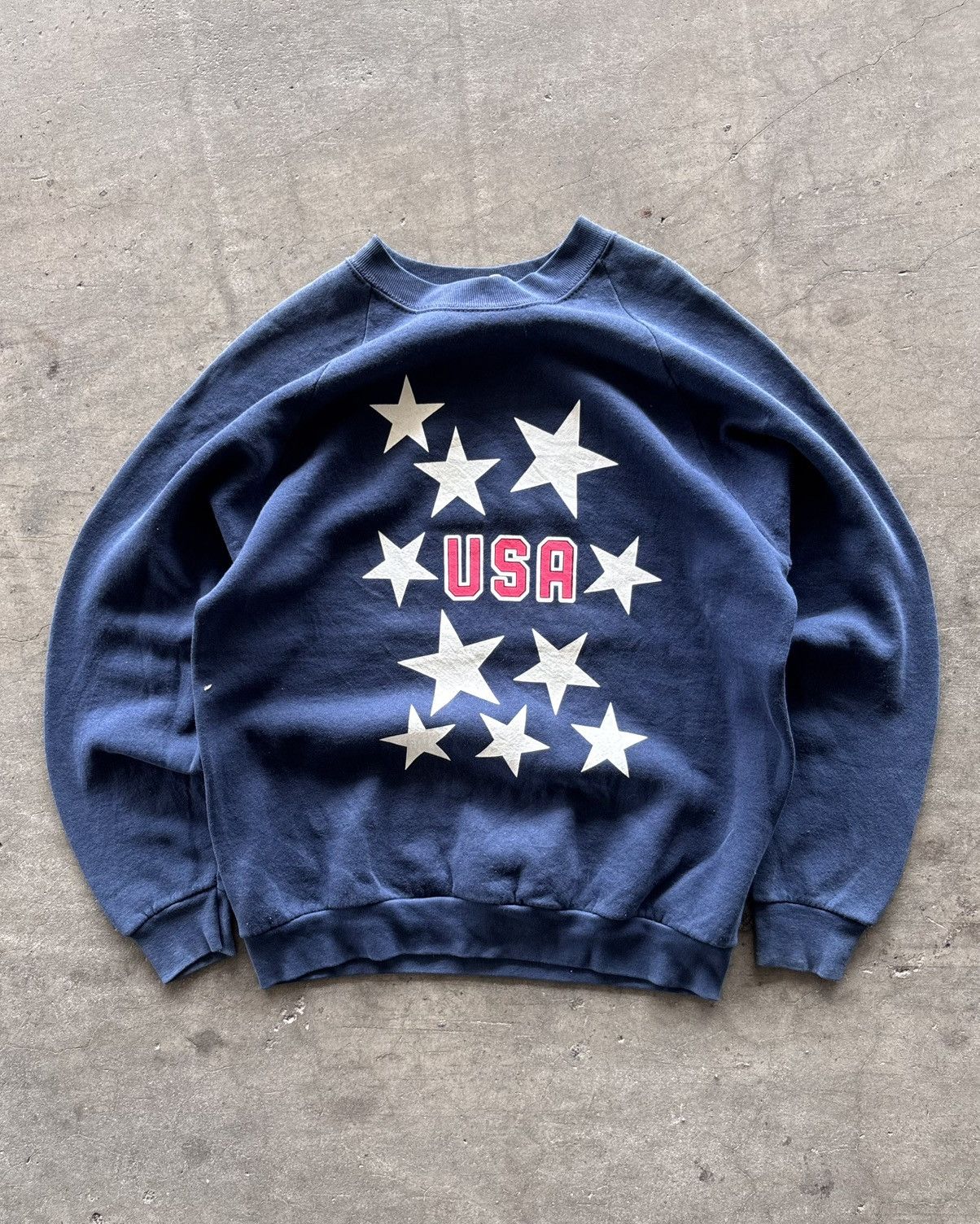 Fruit Of The Loom 90s USA Fruit Of The Loom Navy Crewneck Size US M / EU 48-50 / 2 - 1 Thumbnail