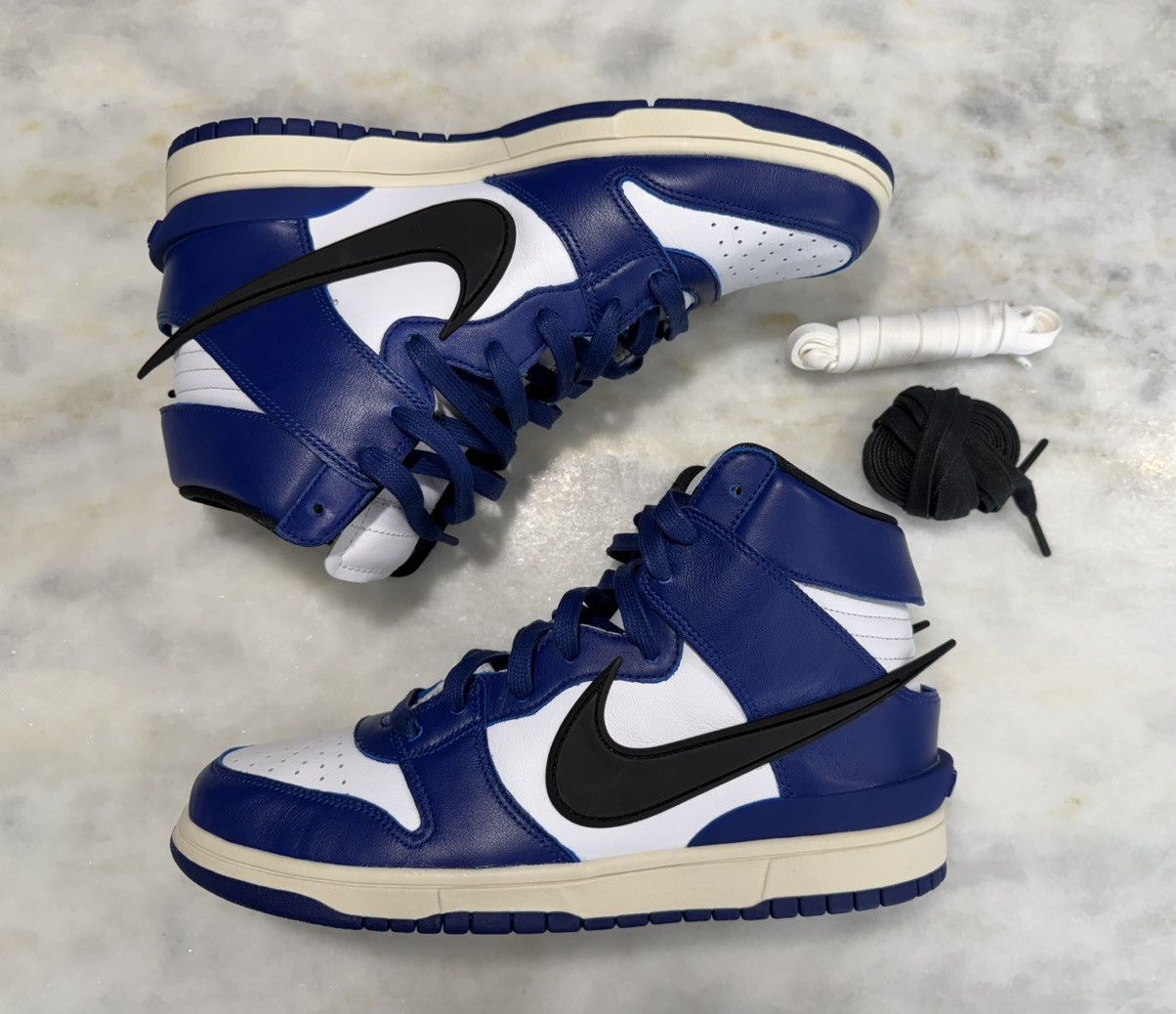 Nike AMBUSH x Nike Dunk High Deep Royal Size 10 Size US 10 / EU 43 - 7 Thumbnail