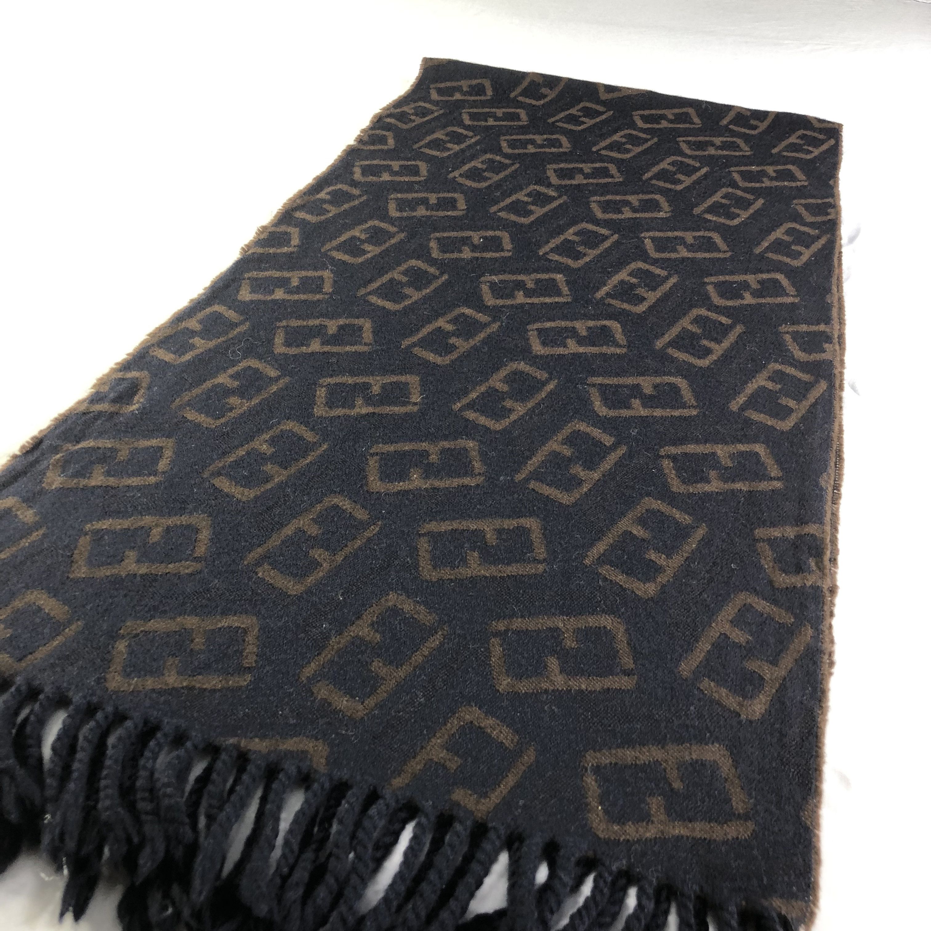 Fendi Fendi Monogram Wool Scarf Muffler Neckwear V2302 Size ONE SIZE - 1 Thumbnail