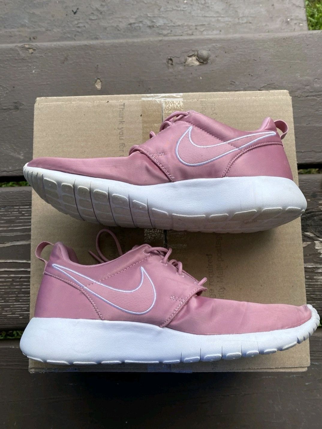 Nike Nike Roshe One GS Elemental Pink 599729618 Size 7Y Size US 7 / IT 37 - 4 Thumbnail