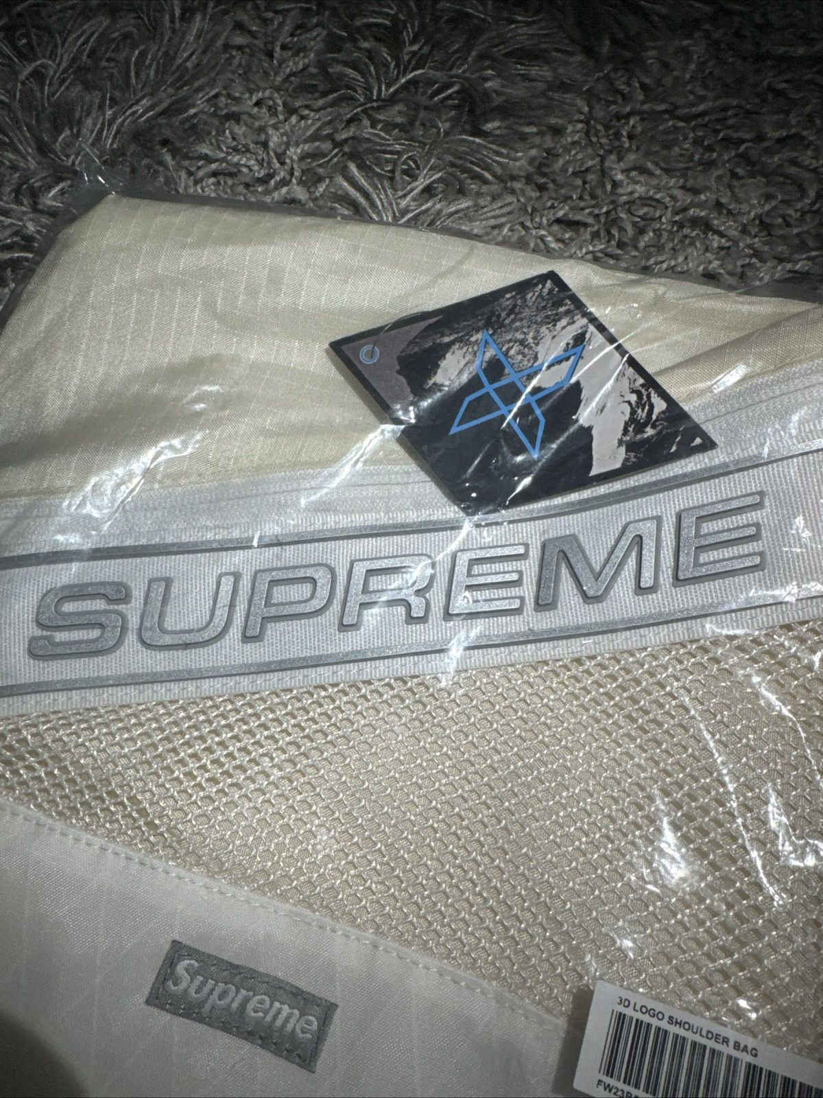 Supreme SUPREME 3D LOGO SHOULDER BAG Size ONE SIZE - 2 Thumbnail