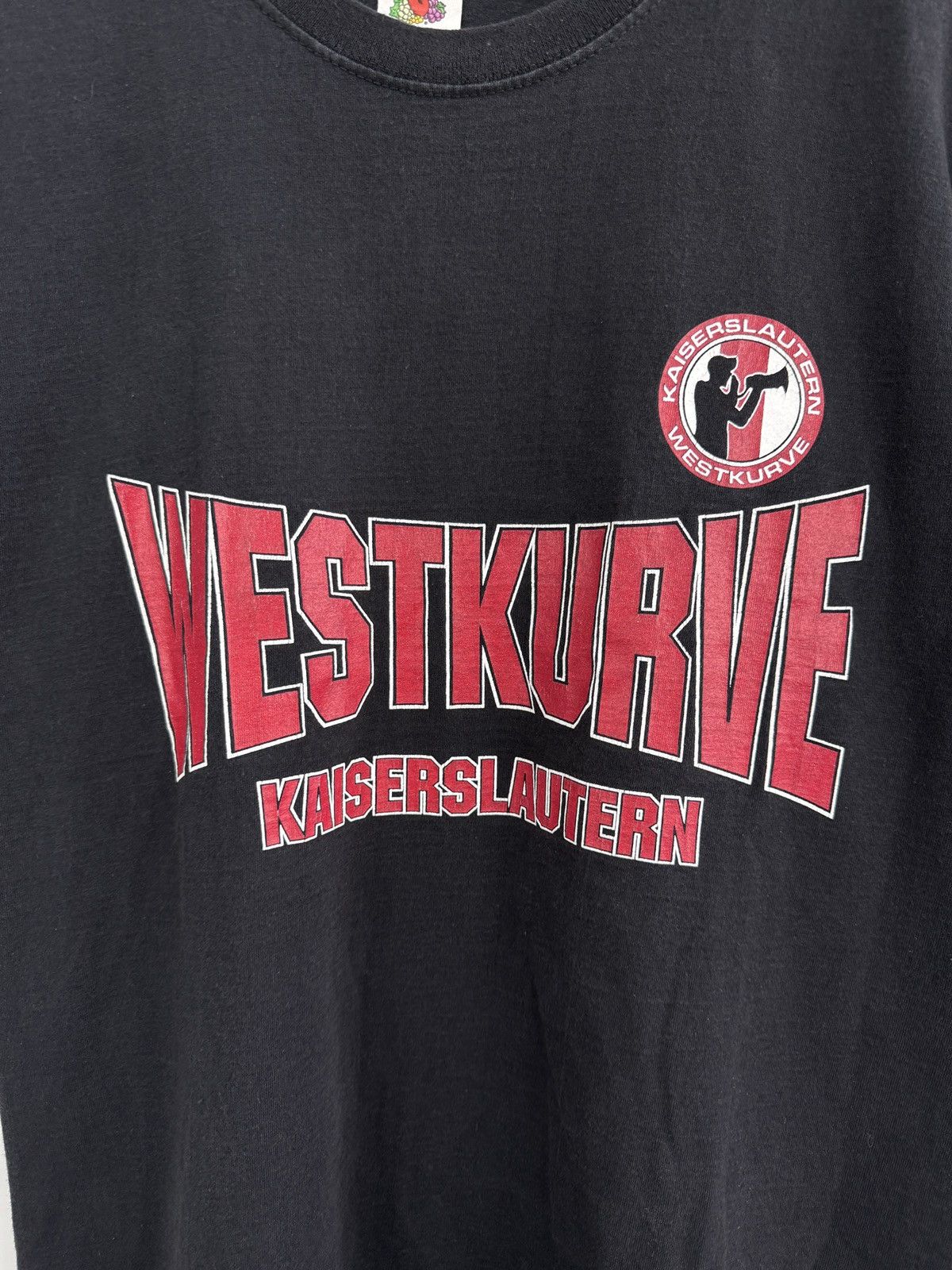 Fruit Of The Loom 🇩🇪👹 Vintage Y2K Kaiserslautern Westkurve Ultras T-Shirt Rare Size US L / EU 52-54 / 3 - 5 Thumbnail