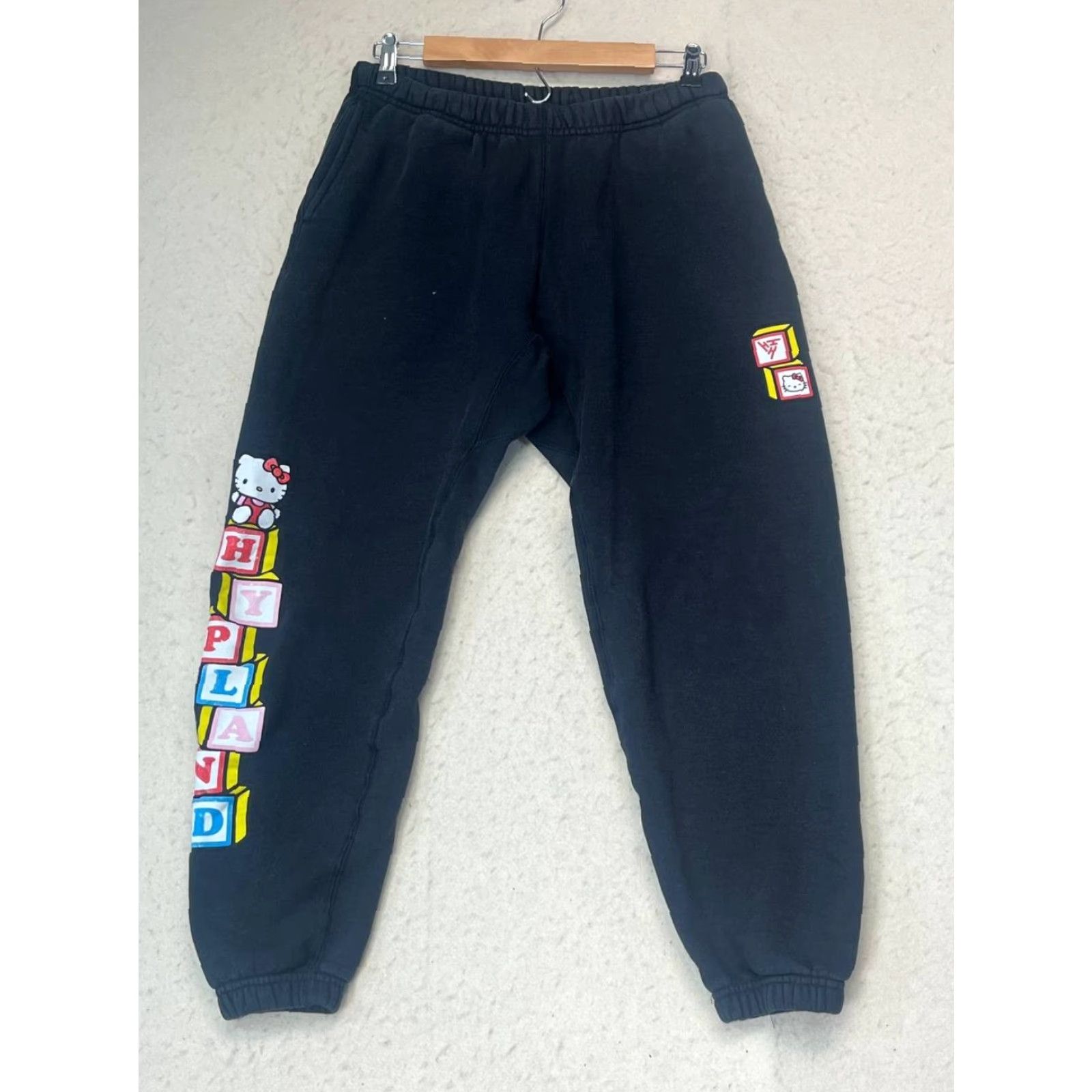 Vintage HHH Hello Kitty Sweatpants Women Black Size Small Jogger Active Gym Running Workout Size 28" / US 6 / IT 42 - 2 Thumbnail