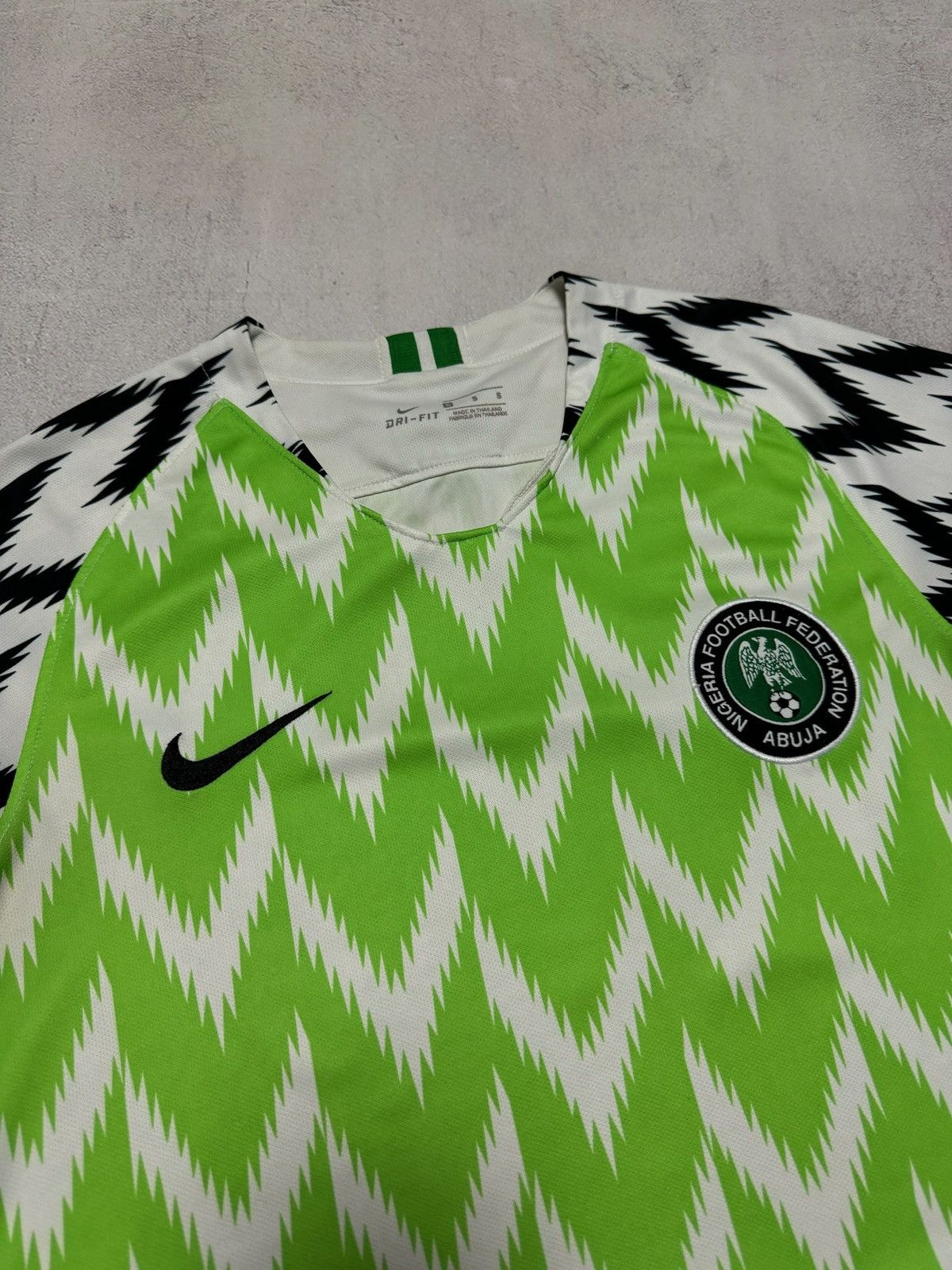 Nike × Vintage Vintage Nike Nigeria T Shirt Jersey Football 2015 Mens S Sz Size US S / EU 44-46 / 1 - 4 Thumbnail