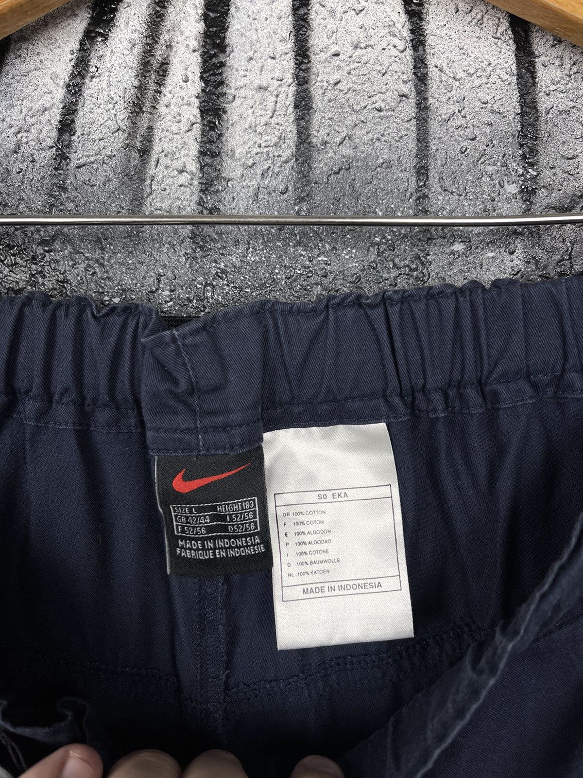 Nike Vintage Nike 90s Dark Blue Cargo Shorts Men’s Size L Size US 33 - 6 Thumbnail