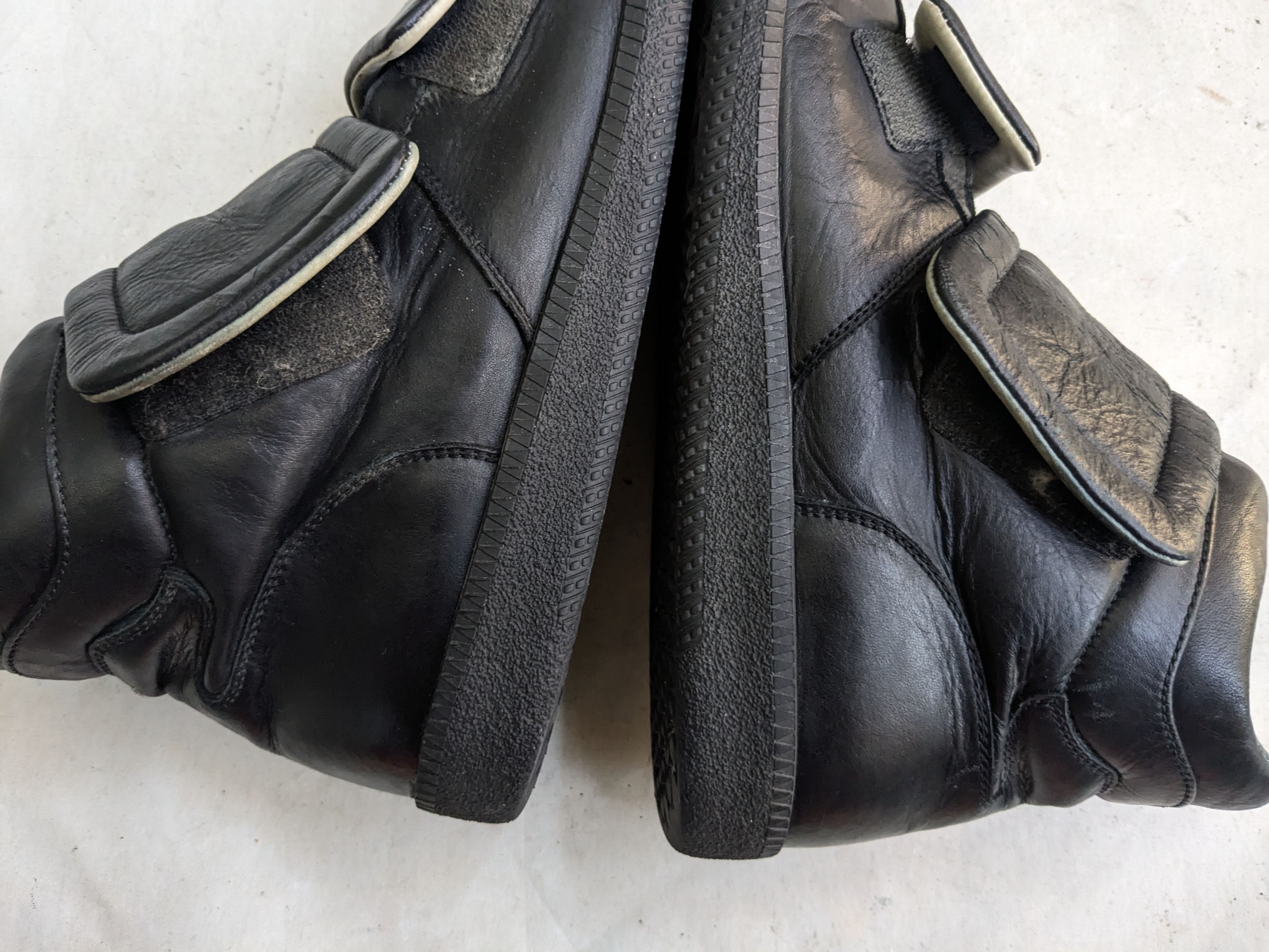 Maison Margiela Maison Margiela Clinic High Top Sneakers Black 841 Size US 8 / EU 41 - 9 Thumbnail