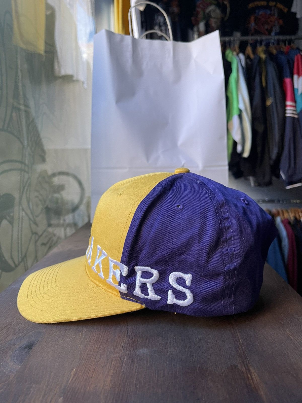 NBA × Sports Specialties × Vintage LA Lakers Sports Specialties Snap back hat cap Size ONE SIZE - 2 Thumbnail