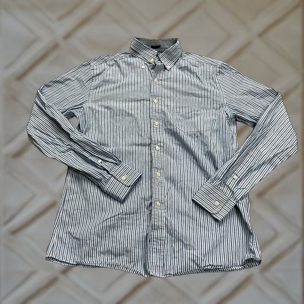 Tommy Hilfiger VINTAGE Tommy Hilfiger Dress Shirt Mens 15.5 Blue White Striped Long Sleeve Button-Down Casual Size 40R - 1 Thumbnail
