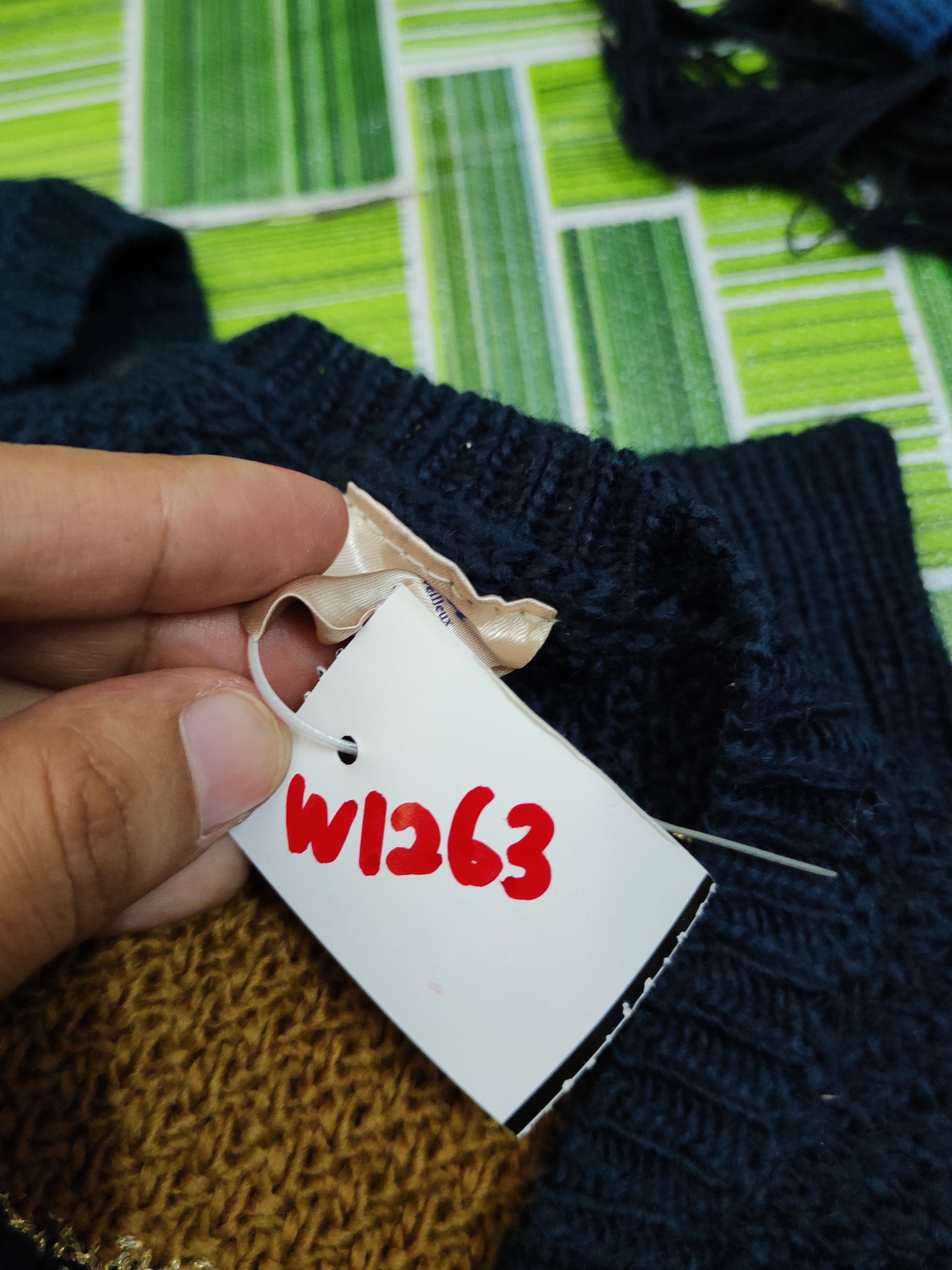 Aran Isles Knitwear Jena Navy Brown Stripe Knitwear Sweatshirts #W1263 Size US S / EU 44-46 / 1 - 13 Thumbnail