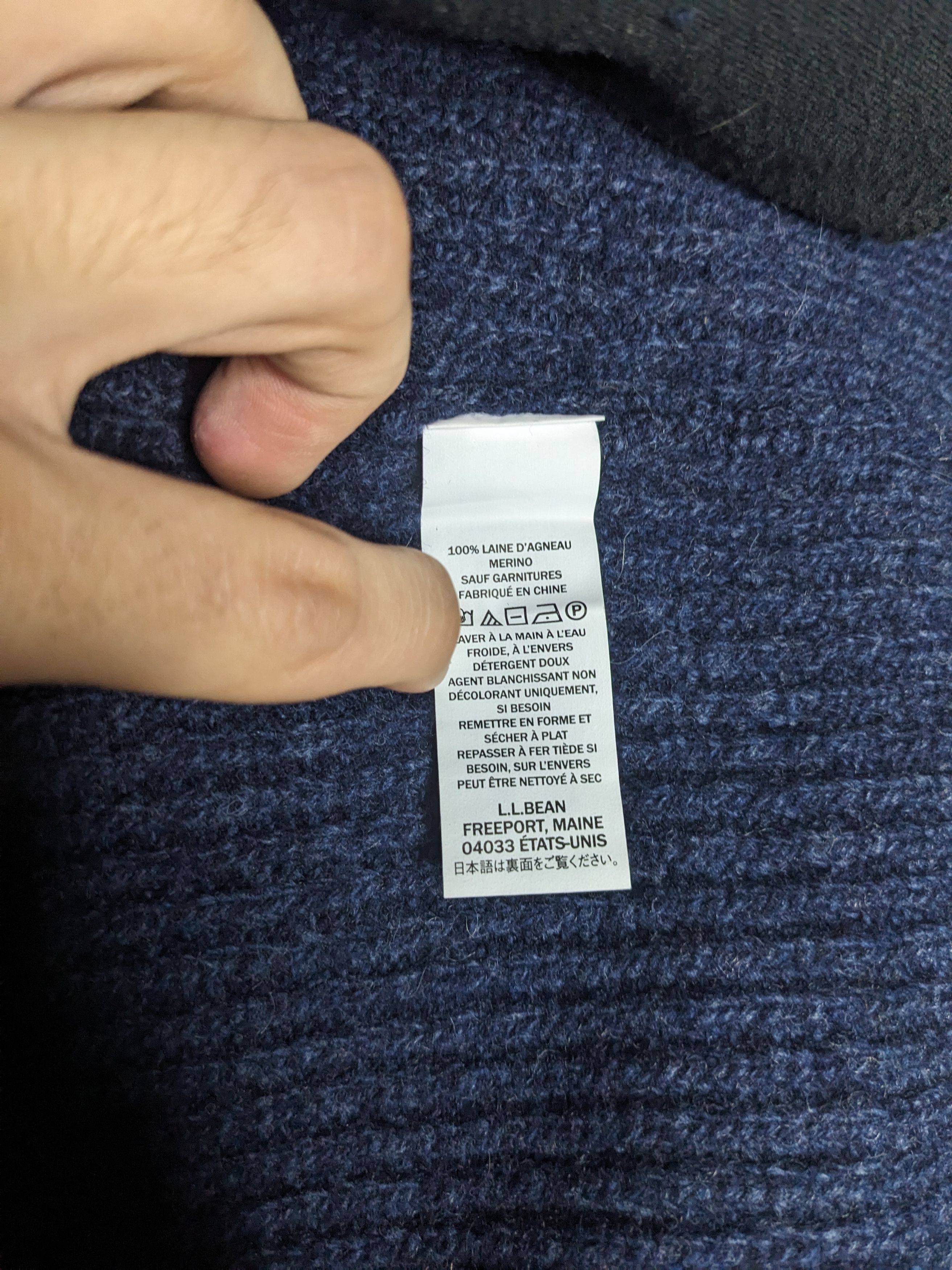 L.L. Bean LL Bean Waterfowl Vest Large Navy Blue Merino Lambswool Size US L / EU 52-54 / 3 - 8 Thumbnail