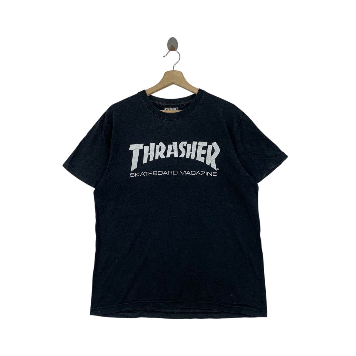 Vintage Vintage TRASHER SKATEBOARD MAGAZINE Tokyo Store Tee Shirt Size US L / EU 52-54 / 3 - 1 Thumbnail
