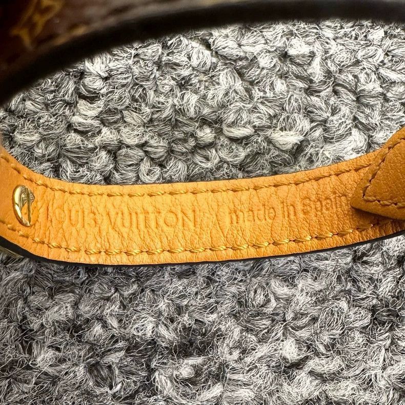 Louis Vuitton Louis Vuitton adjustable Monogram bracelet-2508 Size ONE SIZE - 5 Thumbnail