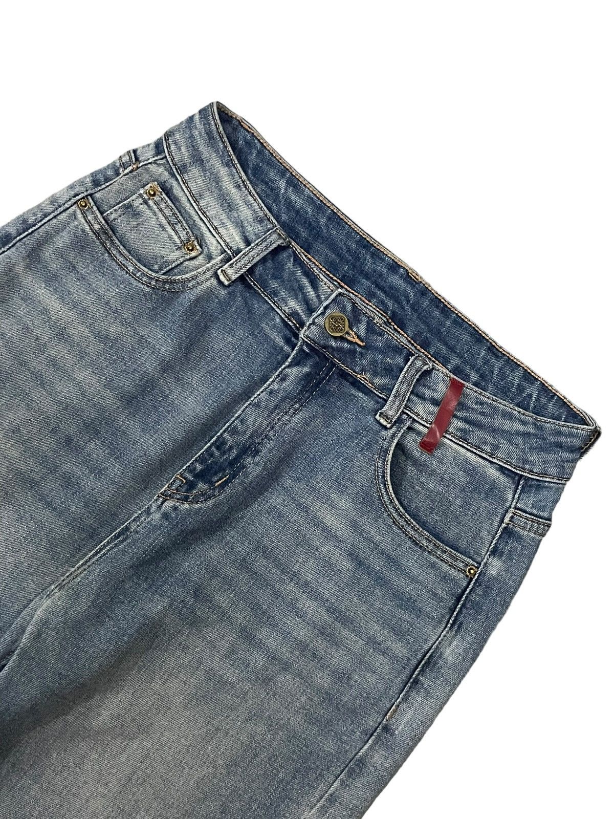 Japanese Brand Vintage Japanese Brand Embroidery Logo Baggy Style Jeans Size US 30 / EU 46 - 6 Thumbnail