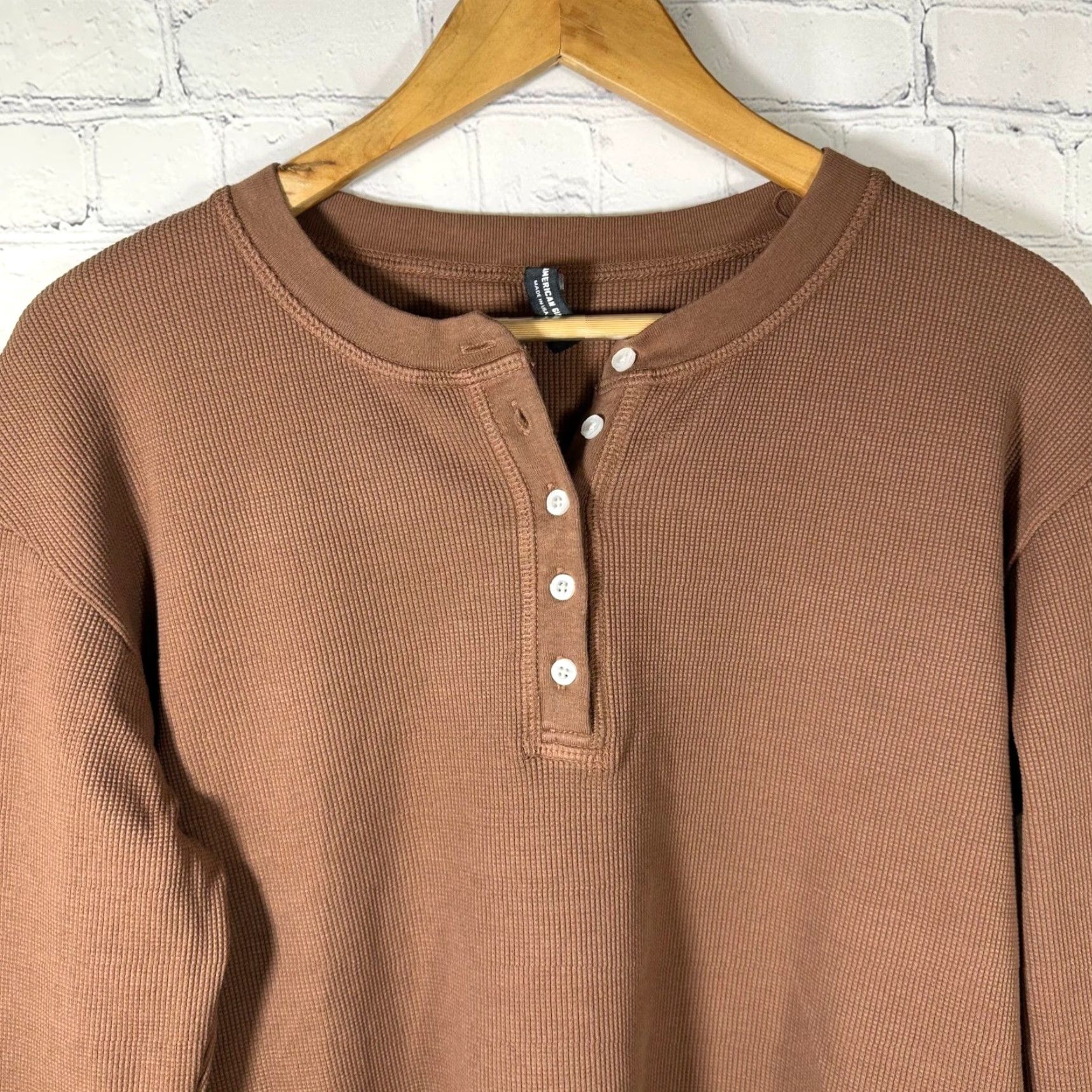 Vintage American Giant Womens Henley Shirt Brown Long Sleeve S Made in USA Size S / US 4 / IT 40 - 2 Thumbnail