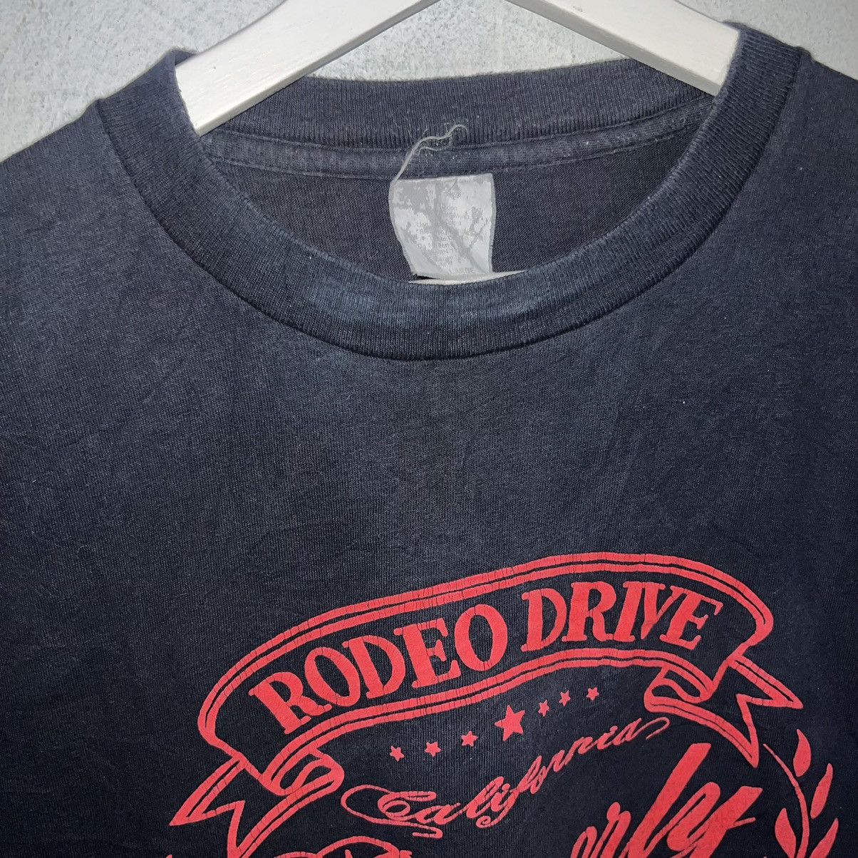 Vintage 21.5x26.5 80s Vintage Rodeo Beverly Hills T-Shirt Large Size US L / EU 52-54 / 3 - 3 Thumbnail