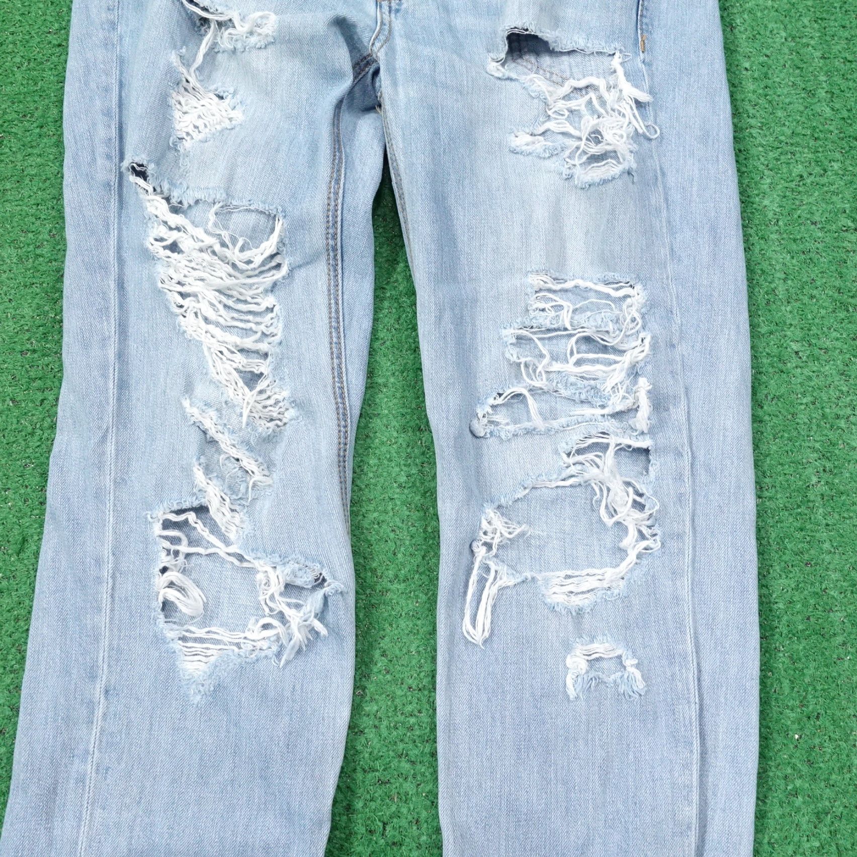 American Eagle Outfitters VINTAGE American Eagle Women’s Jeans Size 2 Regular Fit Blue Denim 28 Inseam Size 26" / US 2 / IT 38 - 3 Thumbnail