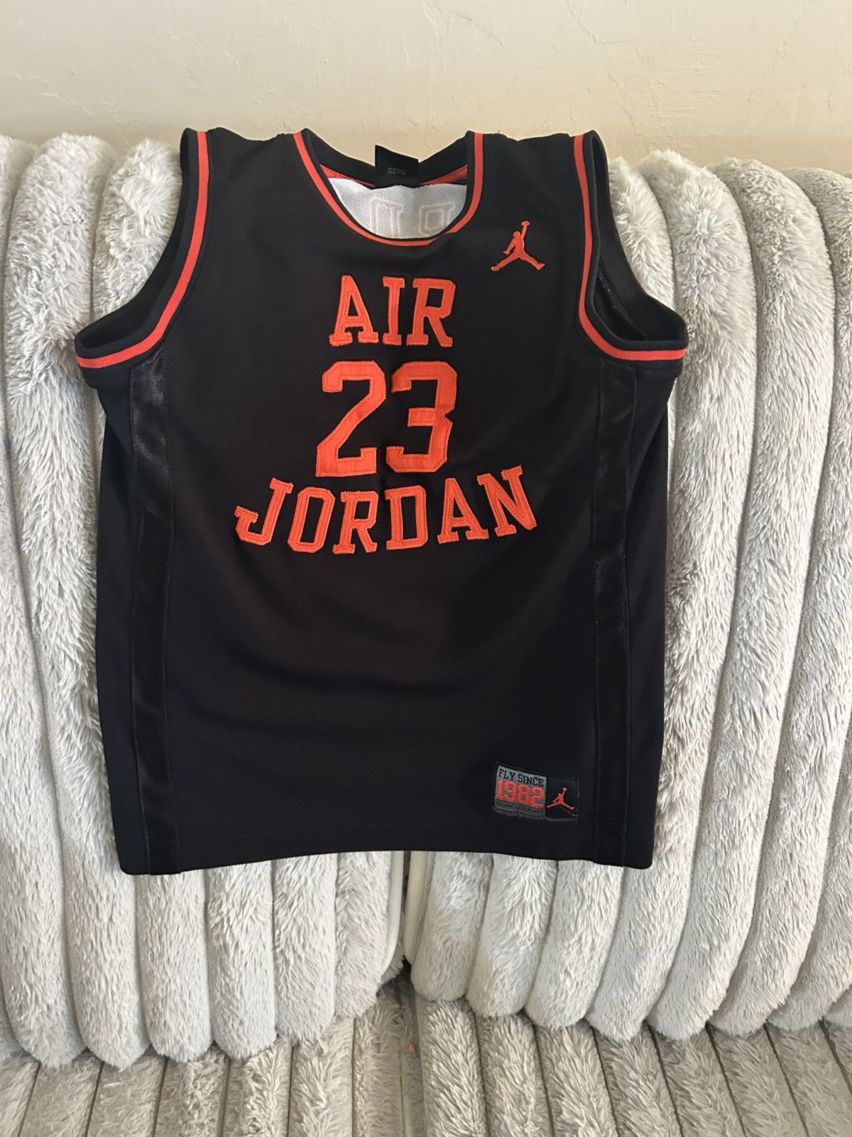 Jordan Brand Youth: Vintage Michael Jordan Jersey Size US XXS / EU 40 - 1 Thumbnail