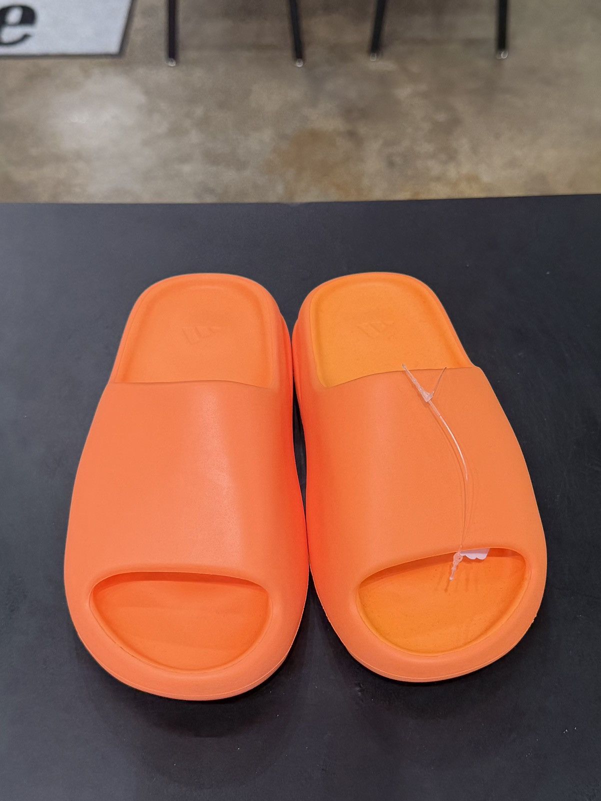 Adidas Adidas Yeezy Slide Enflame Orange Size 4 (2021) Size US 5 / EU 37 - 2 Thumbnail
