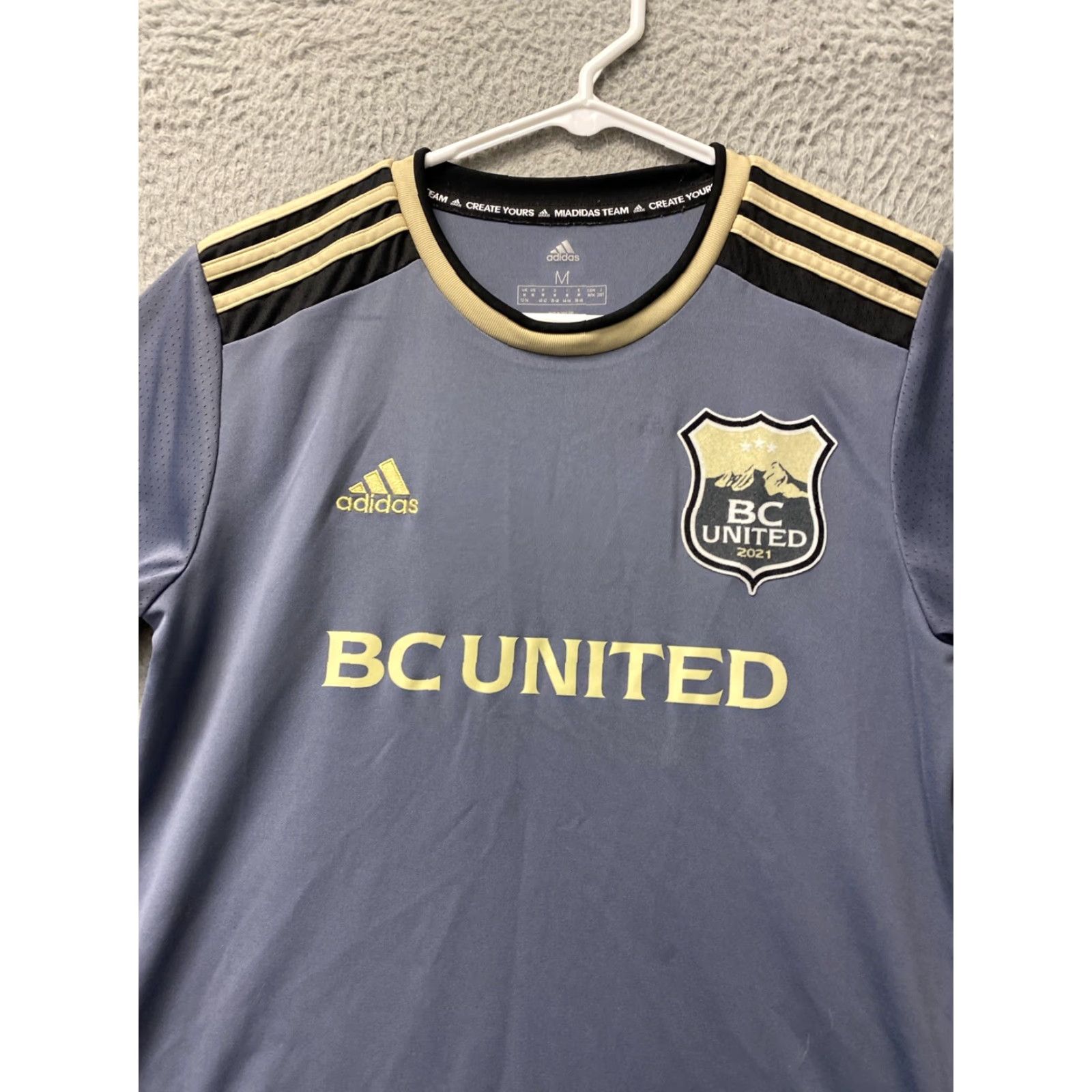 Adidas Adidas Climacool Soccer Jersey Shirt M Gold Union Sacramento FC #18 /57-52 Size US M / EU 48-50 / 2 - 2 Thumbnail