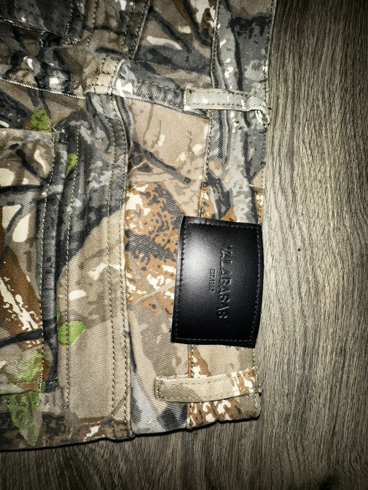 Valabasas Valabasas Woodland Camo Cargo Stacked Jeans Size US 30 / EU 46 - 7 Thumbnail