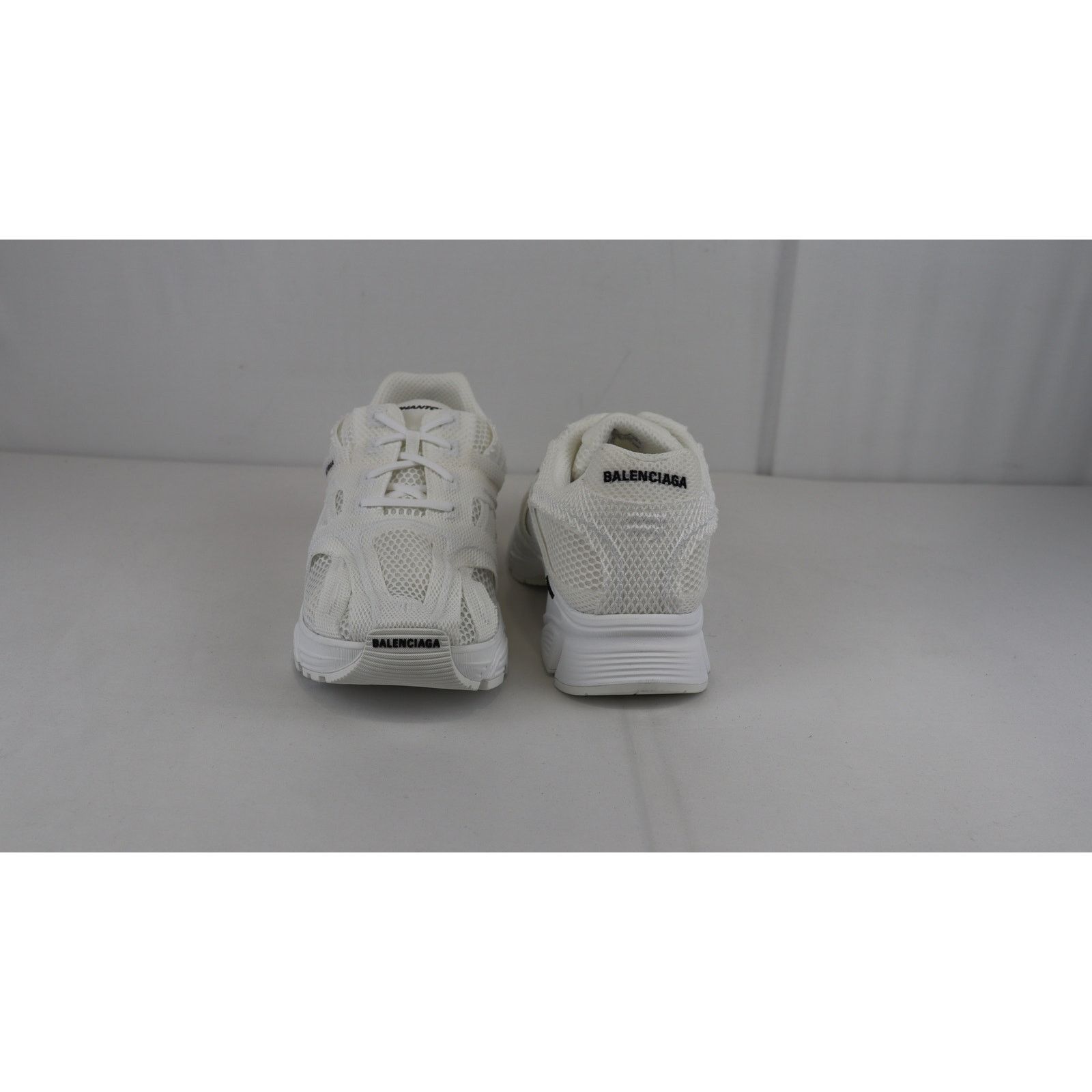 Balenciaga o1rshd1 Q:2 / Monocolor Fabric / Mesh Phantom Sneakers White Size US 9 / EU 42 - 5 Thumbnail
