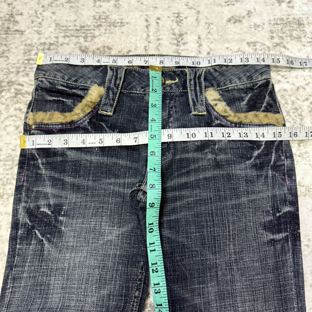 Tornado Mart Oririn Japan Studded Hairy Leopard Details Flared Jeans Size 27" / US 4 / IT 40 - 9 Thumbnail