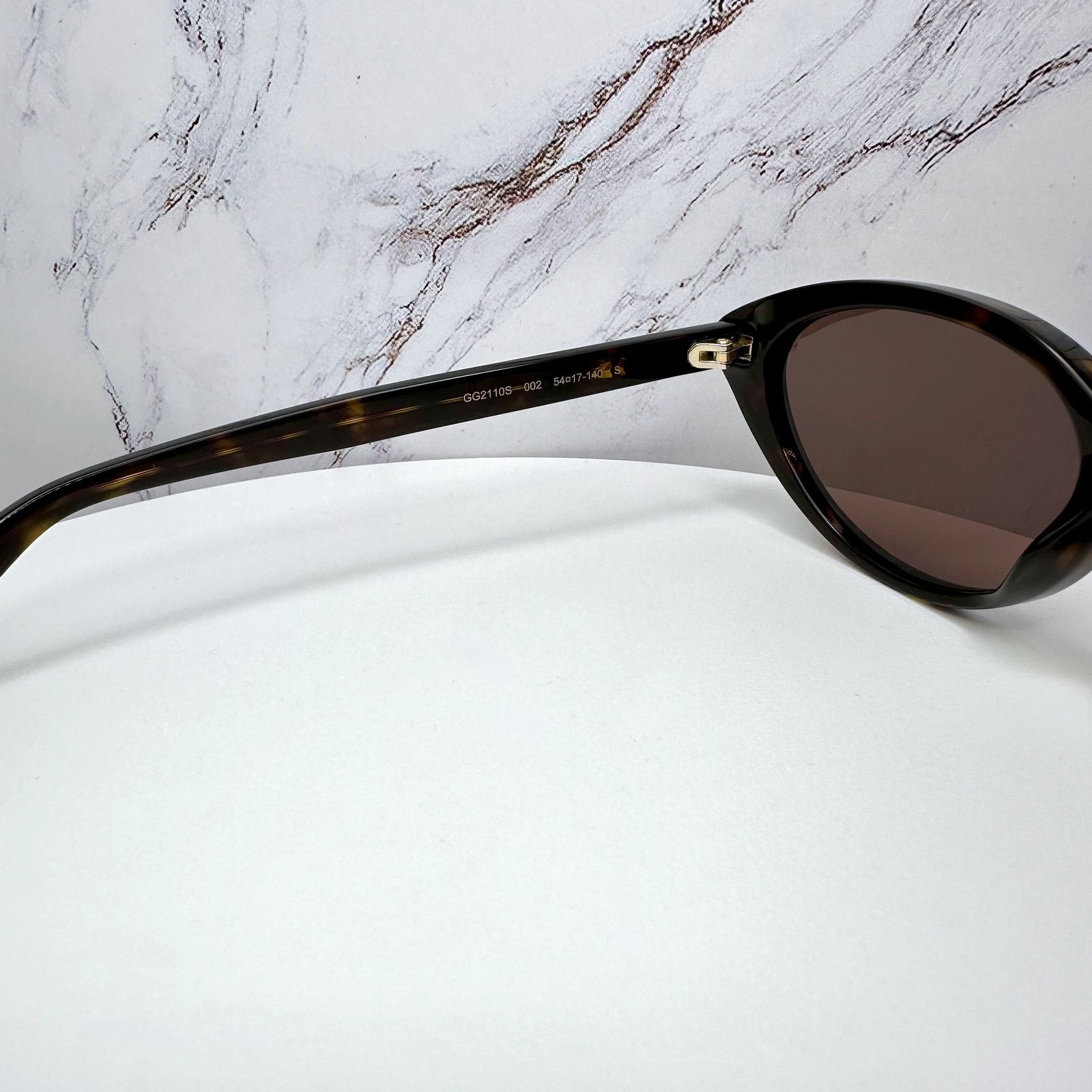 Gucci New GUCCI Sunglasses Brown Cat Eye Gold Metal Front GG Logo Size ONE SIZE - 8 Thumbnail