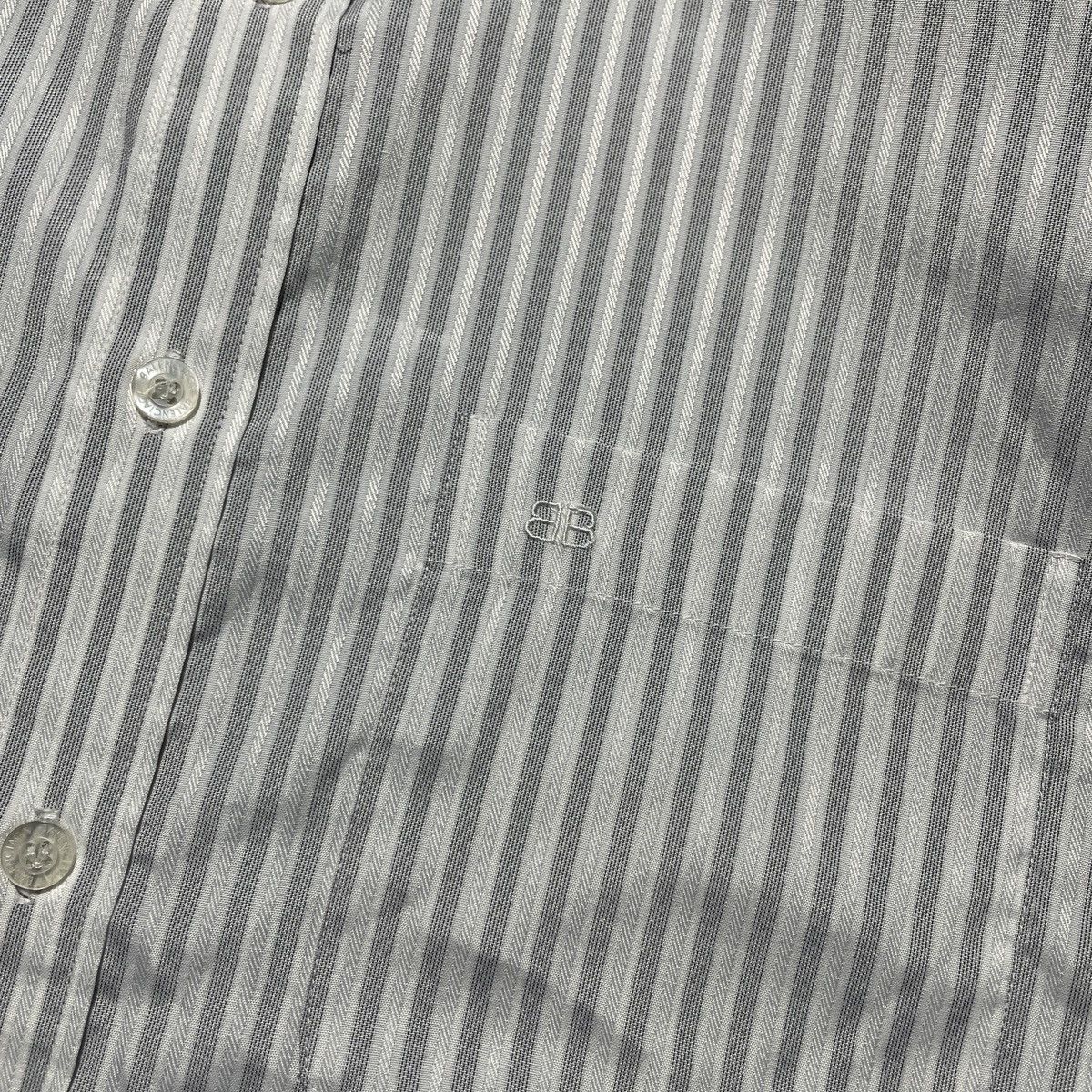 Balenciaga BALENCIAGA STRIPED SHIRTS POCKET BB EMBROIDERED Size US XL / EU 56 / 4 - 3 Thumbnail