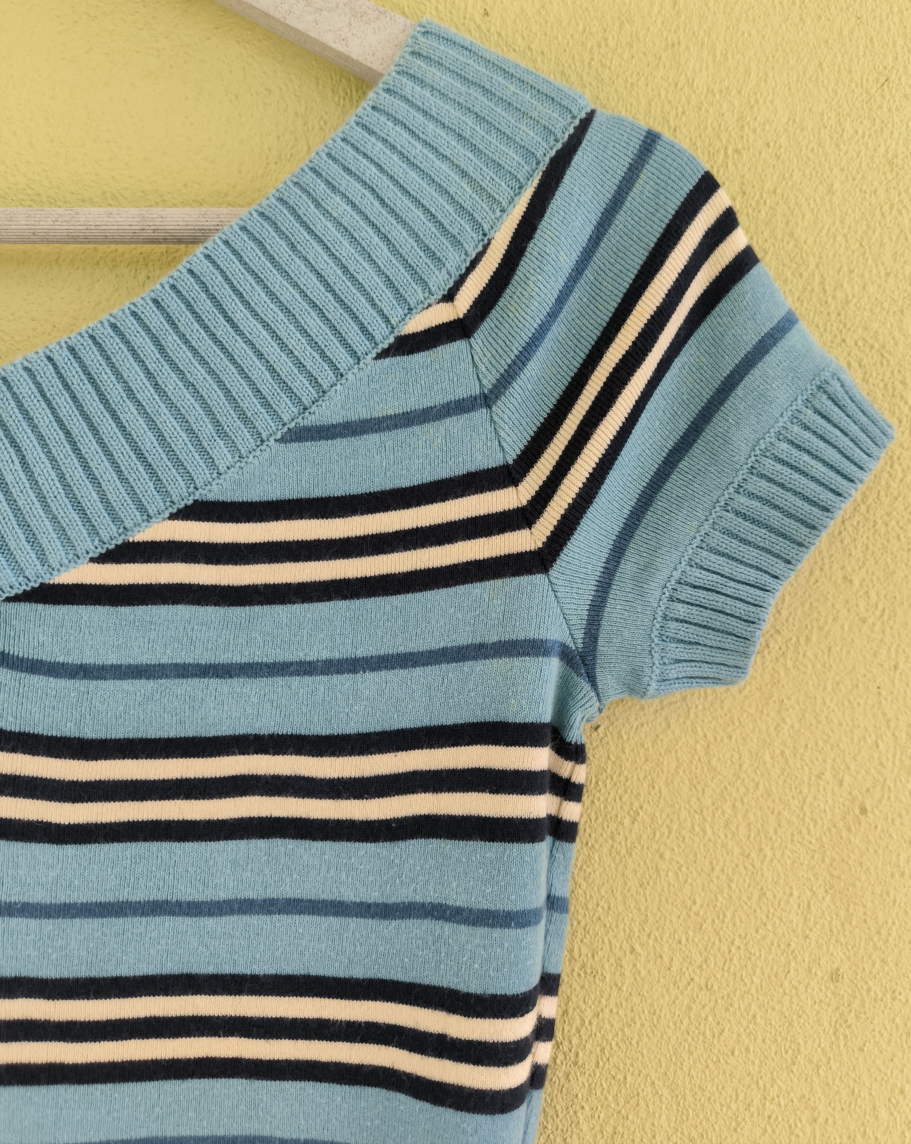 Burberry BURBERRY Blue Label striped v-neck short sleeve sweatshirt Size M / US 6-8 / IT 42-44 - 9 Thumbnail