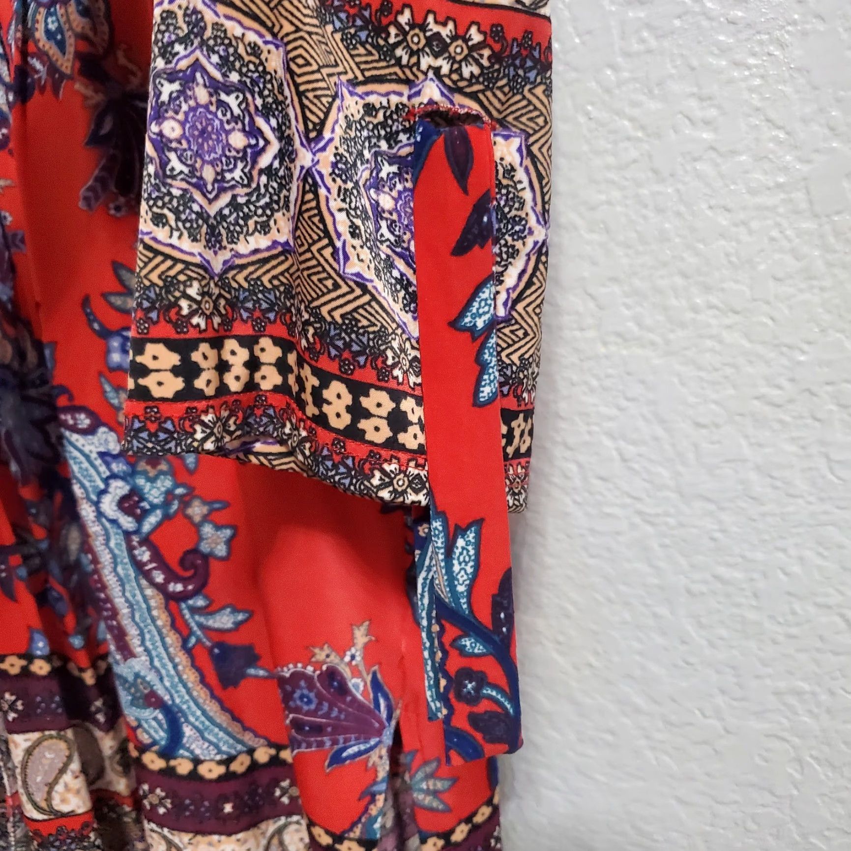 Vintage Fig and Flower Blouse Women L Red Floral Paisley Pleated V Neck Button Up Boho Tunic Red Boho Women's Shirt Size L / US 10 / IT 46 - 7 Thumbnail