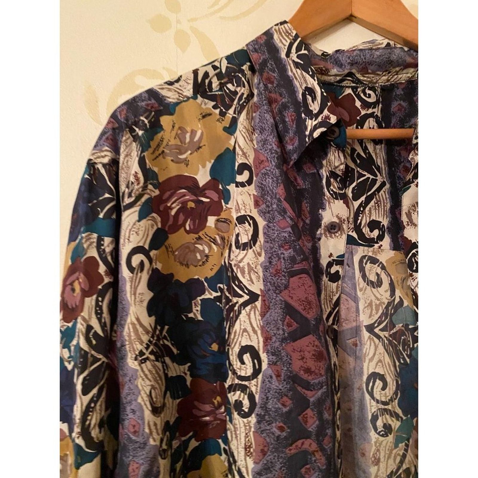Designer Unbranded 100% Silk Stunning Shirt Mens Size US L / EU 52-54 / 3 - 2 Thumbnail