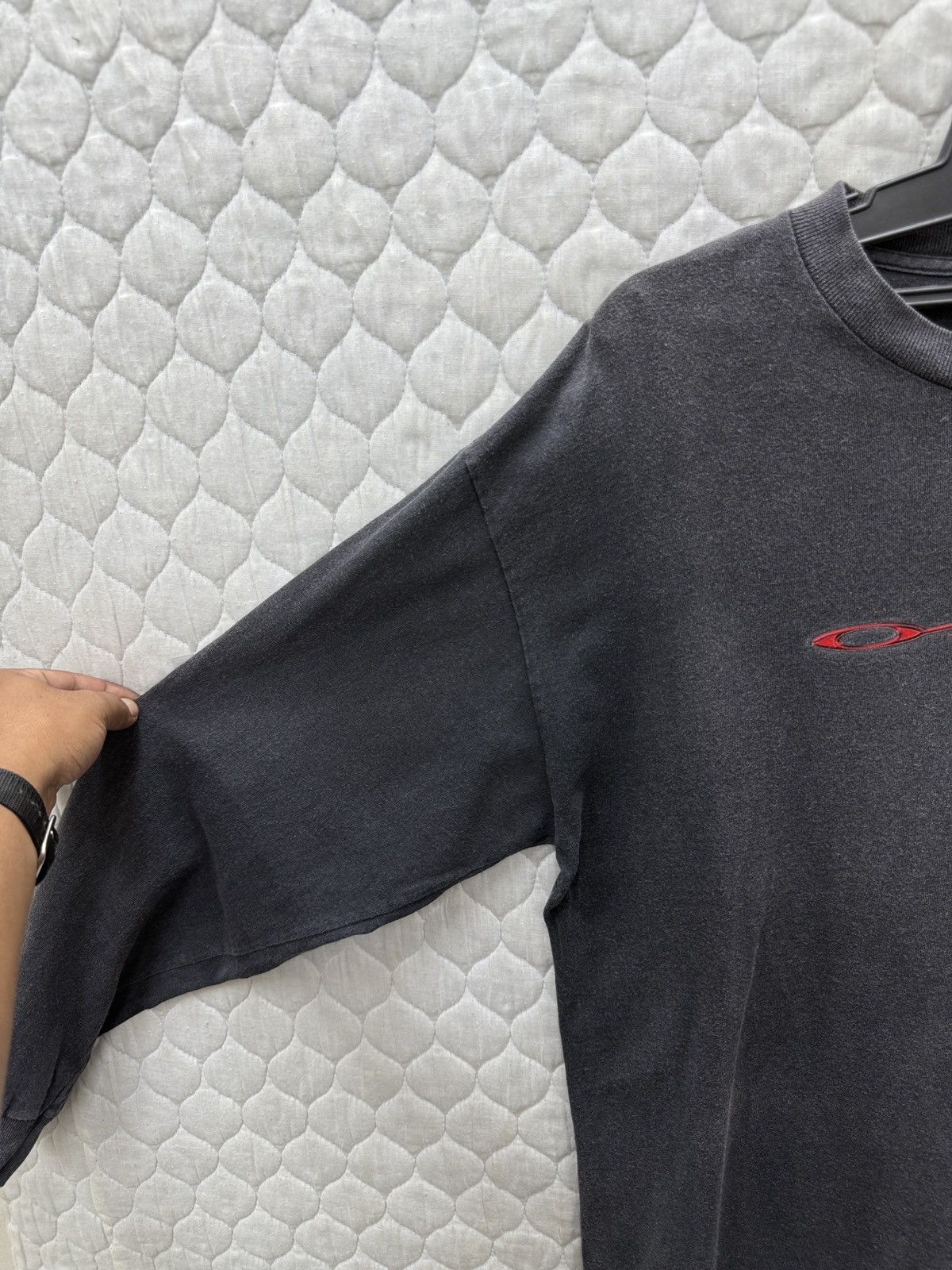 Oakley 🔥🔥🔥ARCHIVE STEALS VTG OAKLEY LONGSLEEVE Size US L / EU 52-54 / 3 - 7 Thumbnail