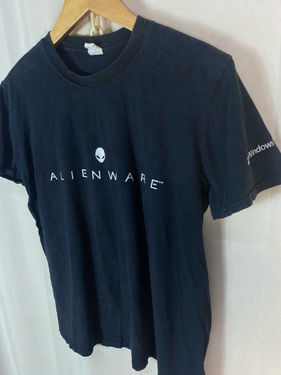 Gildan × Microsoft Alien wave windows 10 pro tshirt by gildan Size US M / EU 48-50 / 2 - 2 Thumbnail