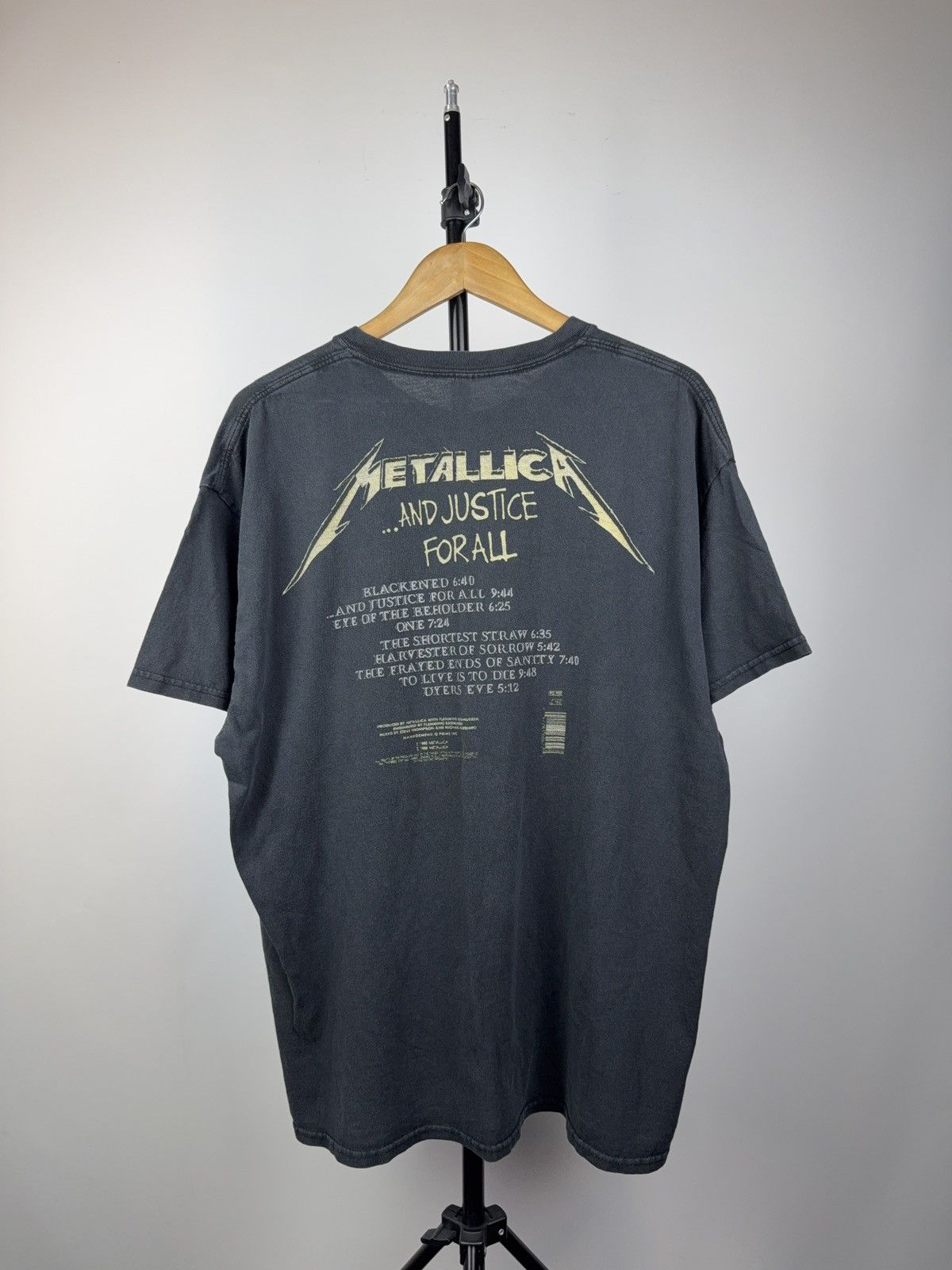 Metallica 00s Metallica And Justice For All Faded Band Tee Black Size US XL / EU 56 / 4 - 7 Thumbnail