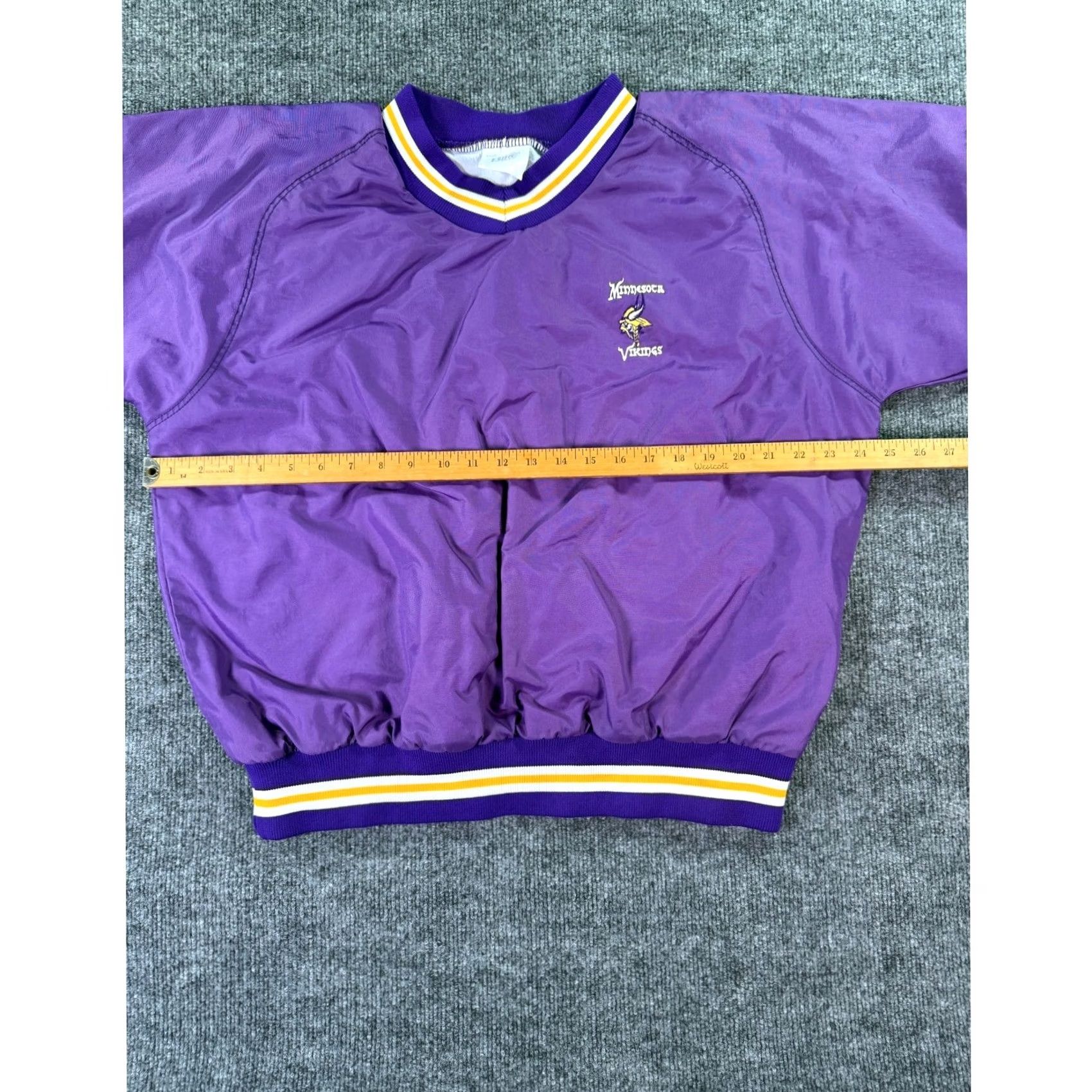 NFL Vintage Bike Windbreaker Mens Large Purple V-Neck Pullover NFL 80s Size US L / EU 52-54 / 3 - 7 Thumbnail