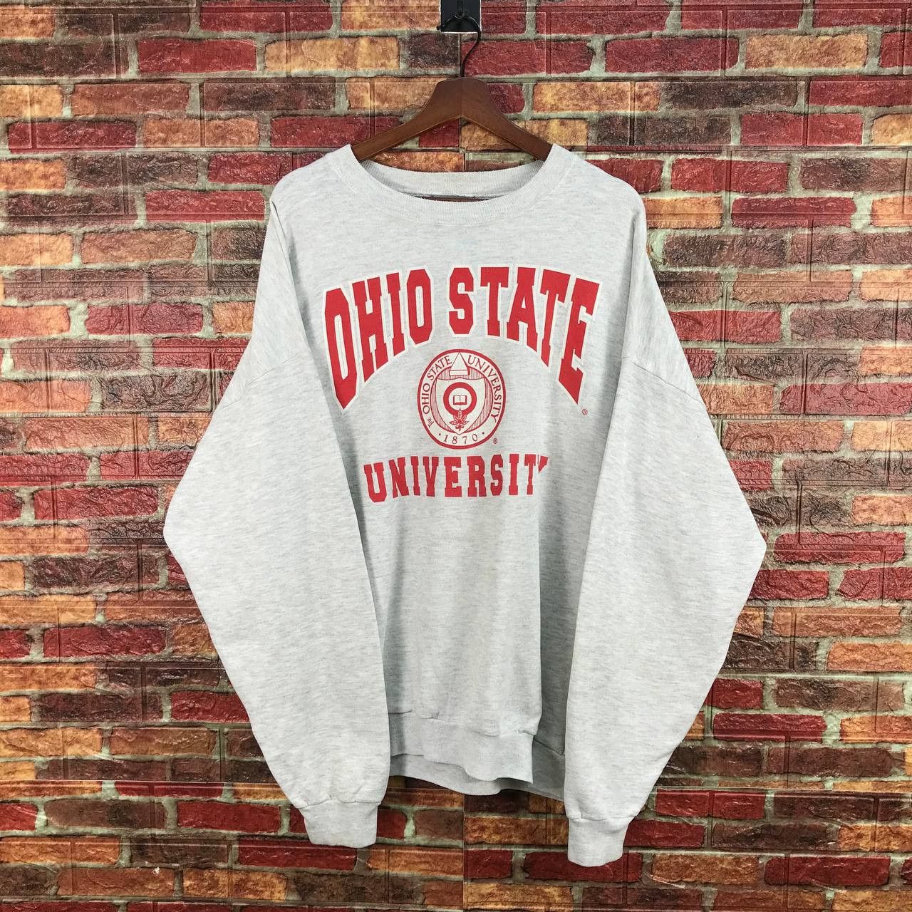 Vintage RARE VINTAGE 90S OHIO UNIVERSITY BAGGY CREWNECK Size US XXL / EU 58 / 5 - 1 Thumbnail