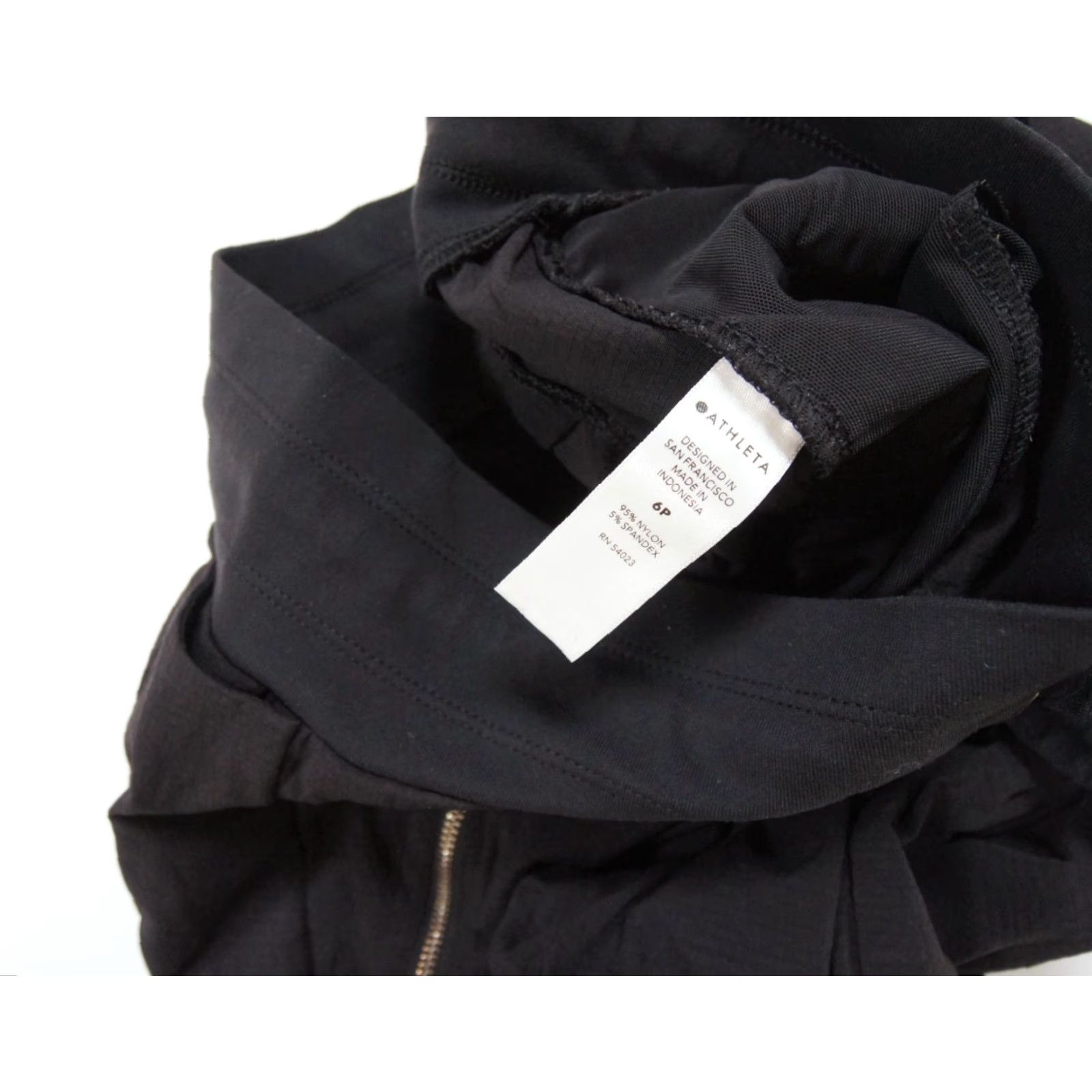 Athleta VINTAGE? no, it's Athleta Trekkie North Jogger - Pants - Womens - 6P - Black - 23" Inseam - Outdoor Activewear Ladies Size 28" / US 6 / IT 42 - 7 Thumbnail