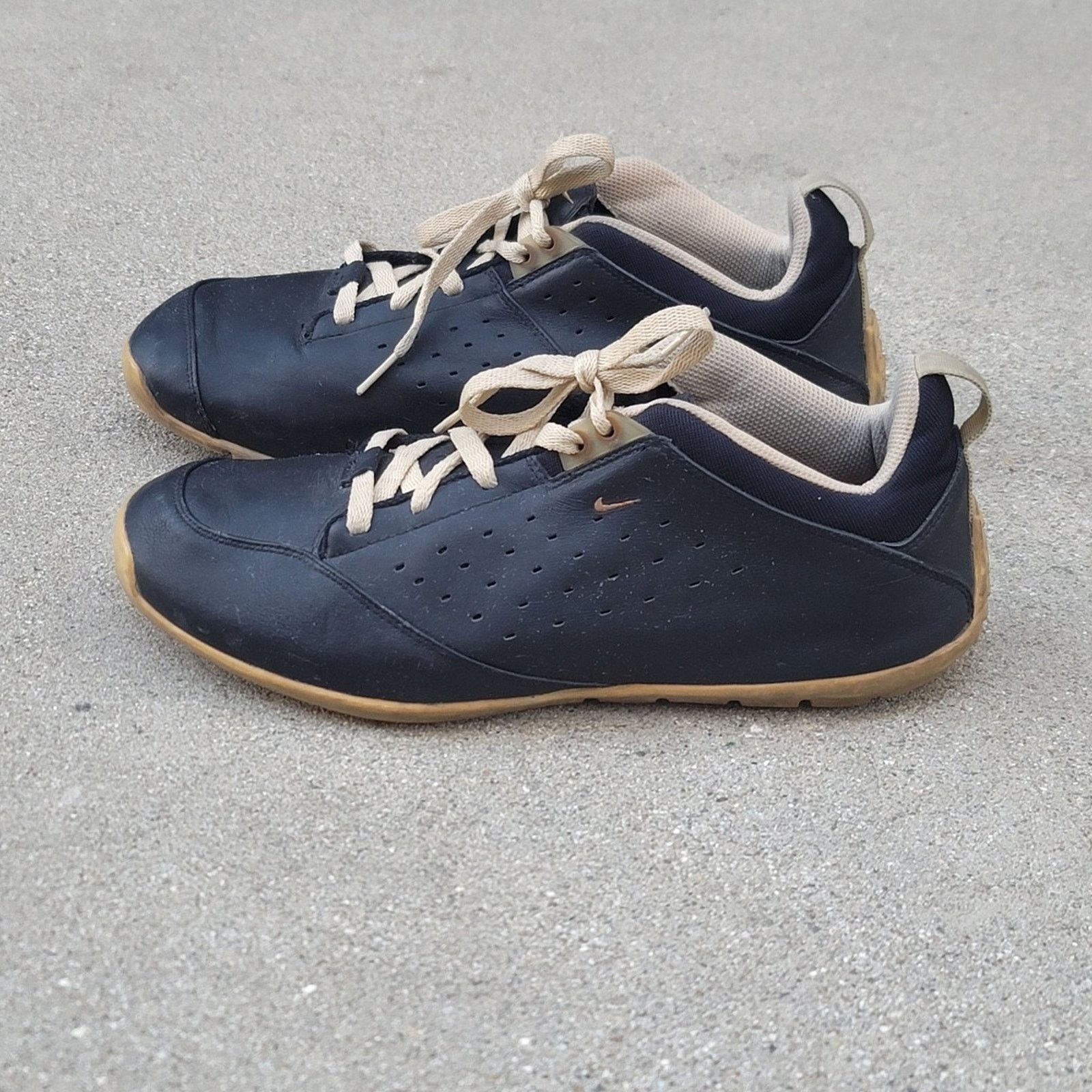Nike Nike Air Trance Low Leather Shoes Size US 10 / EU 43 - 2 Thumbnail