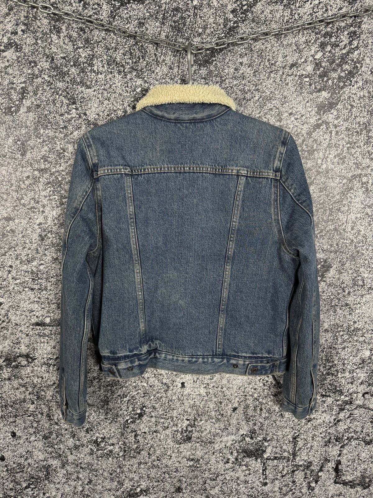 Levi's Women’s Levi’s Sherpa Trucker Denim Jacket Size L Size L / US 10 / IT 46 - 13 Thumbnail