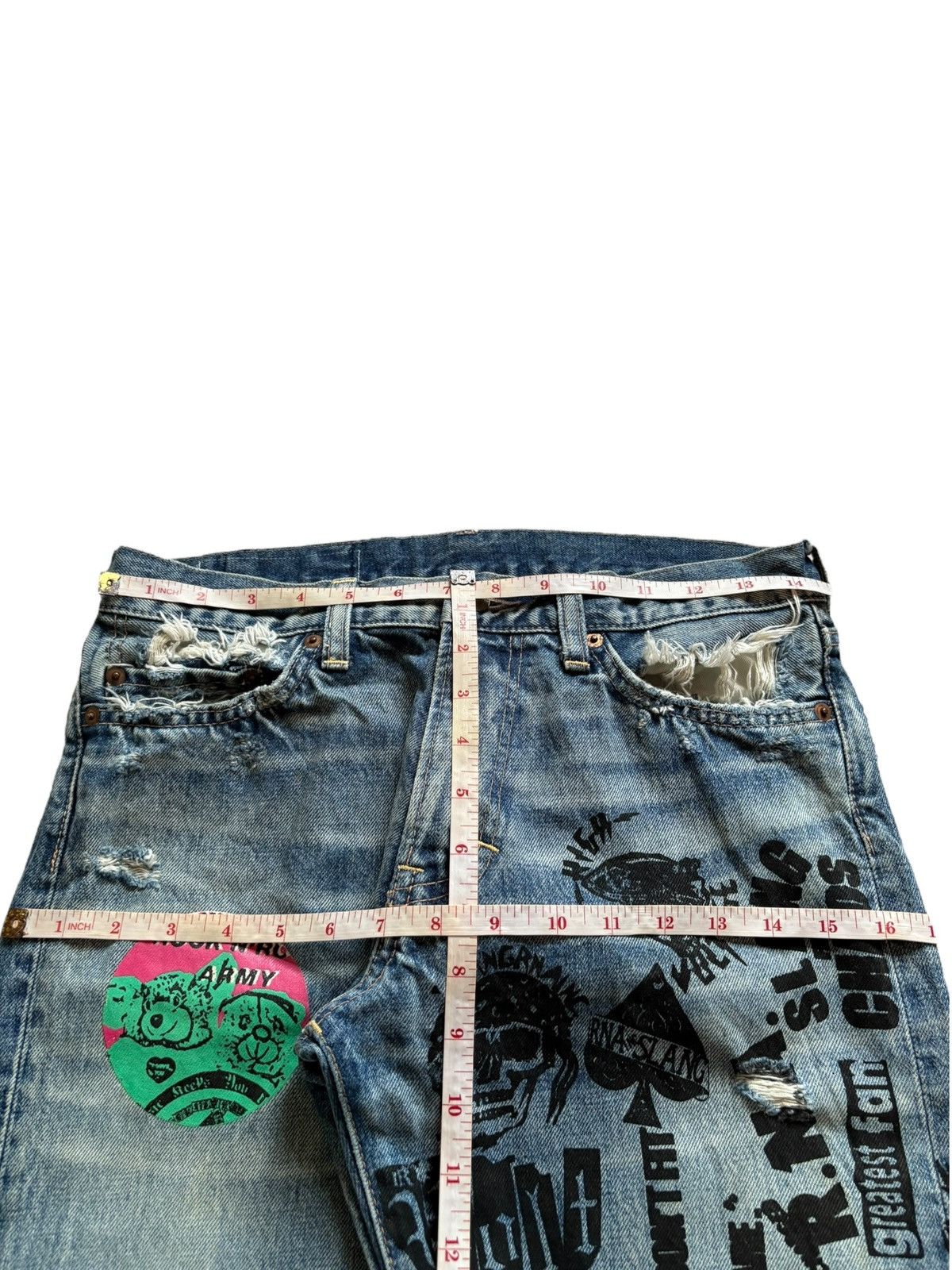 Japanese Brand Vintage Japanese Brand Printed Spell Out Ripped Jeans Size US 29 - 13 Thumbnail