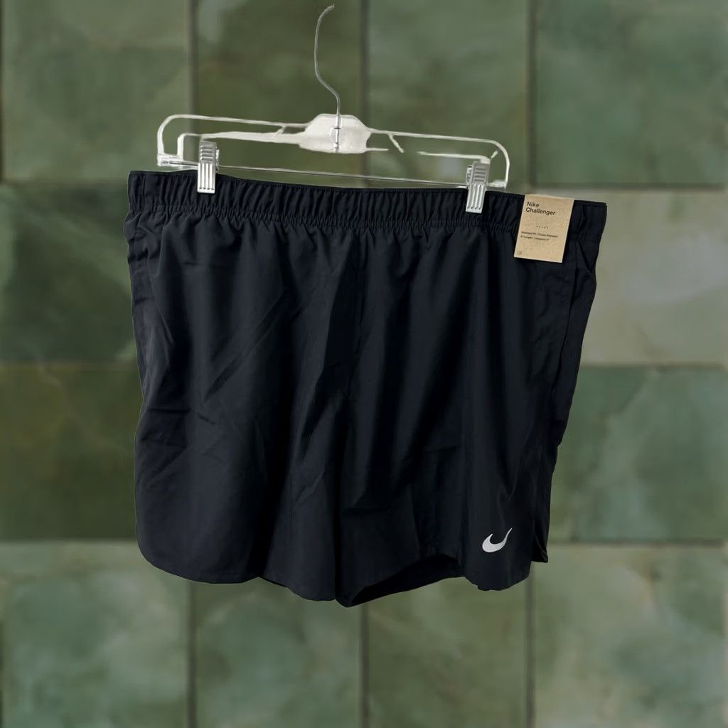 Nike Nike Challenger Dri-FIT Running Shorts Mens 2XL Black 5" DV9363-010 NWT Size US 39 - 1 Thumbnail