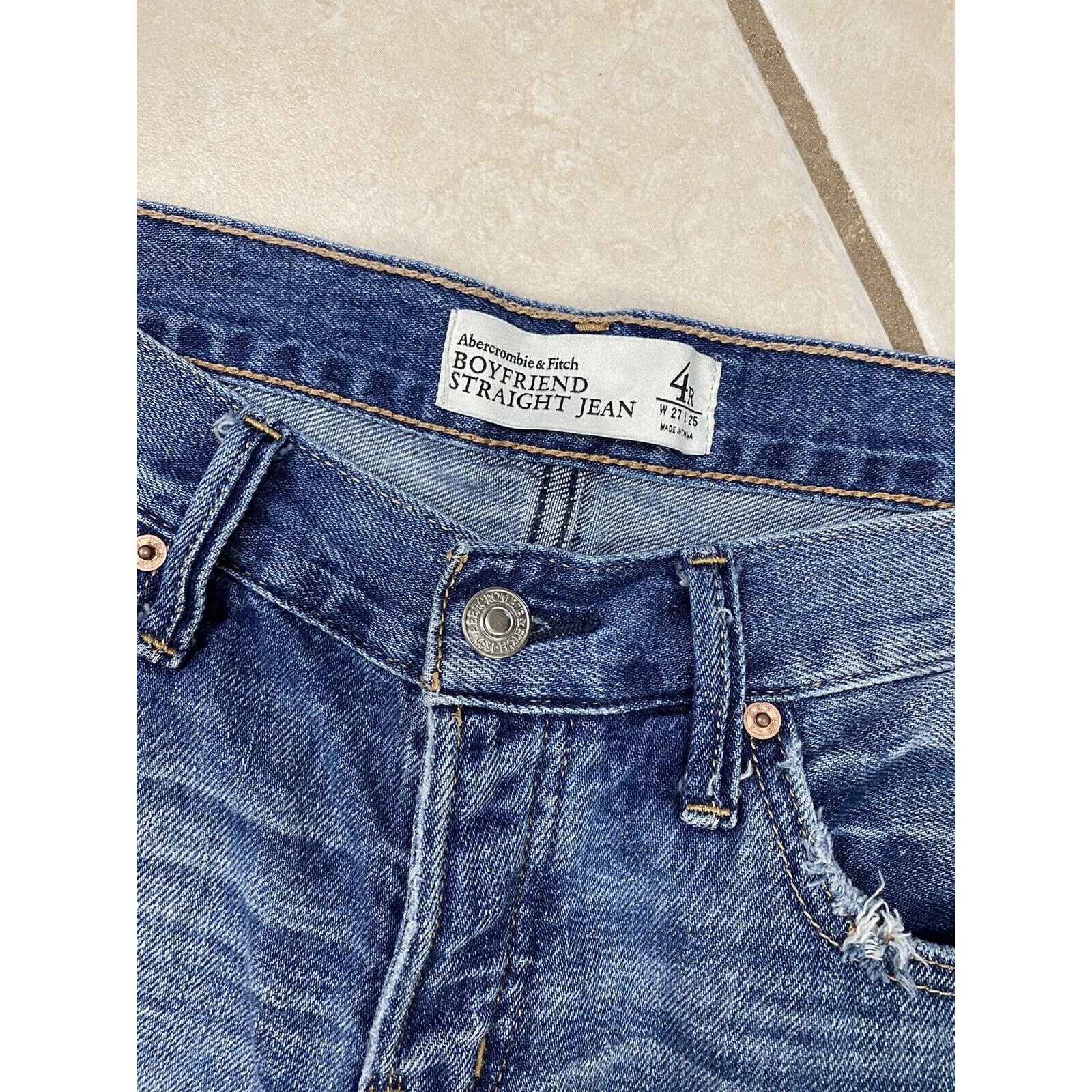 Abercrombie & Fitch Abercrombie & Fitch Boyfriend Jeans Blue Denim Distressed Size 27" / US 4 / IT 40 - 2 Thumbnail